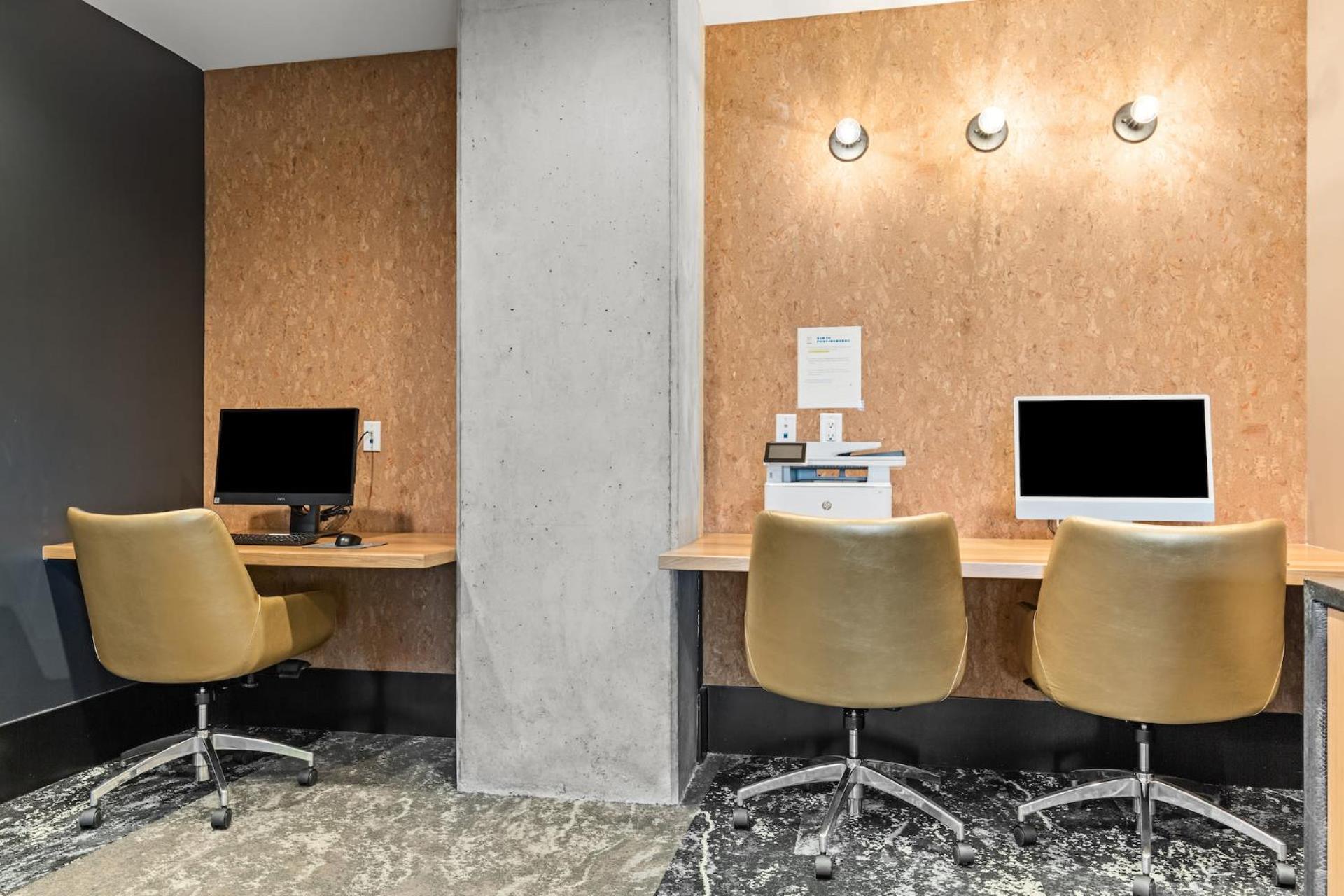 Meeting/conference room