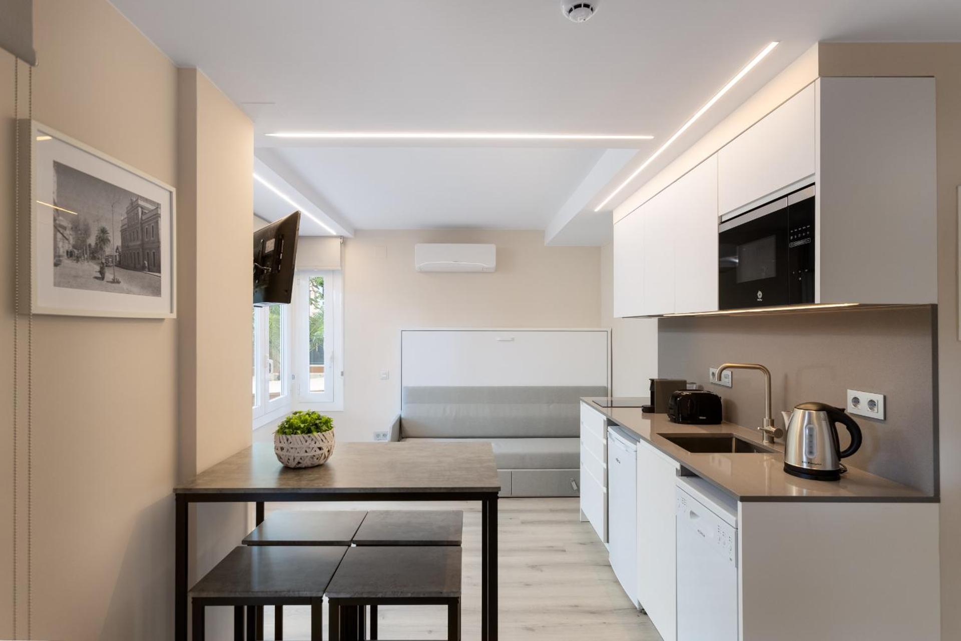 Kitchen or kitchenette