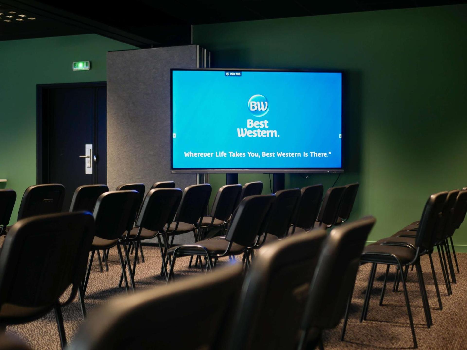 Meeting/conference room