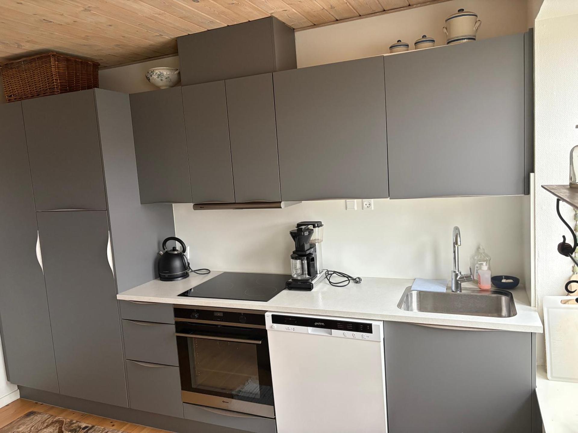 One-Bedroom Apartment (2 Adults)