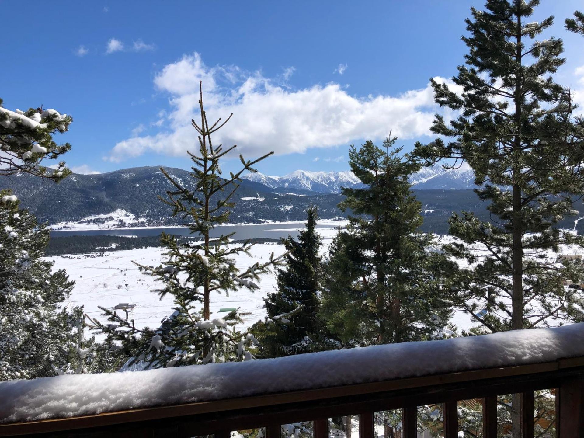 Chalet Vue sous cet Angles