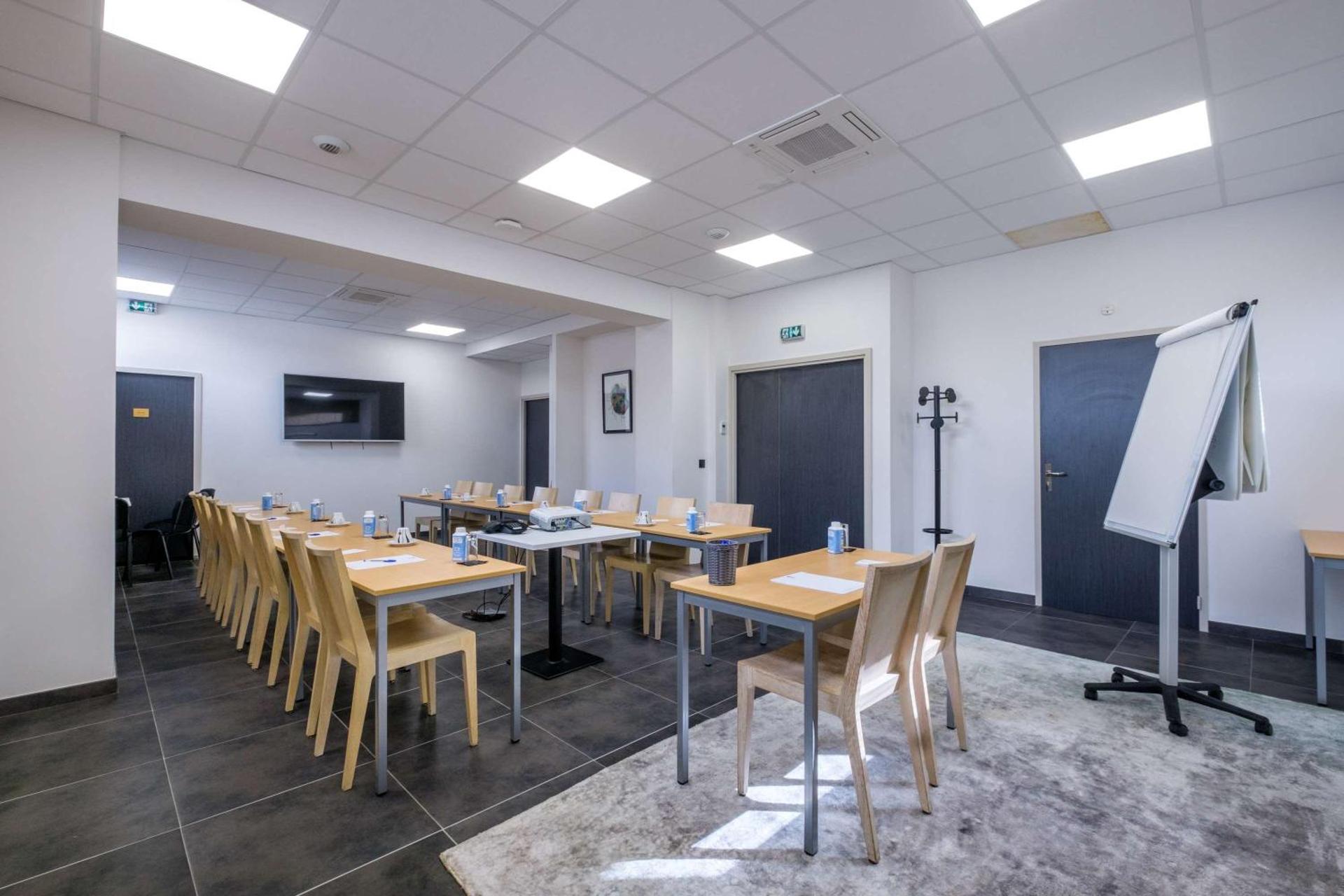 Meeting/conference room