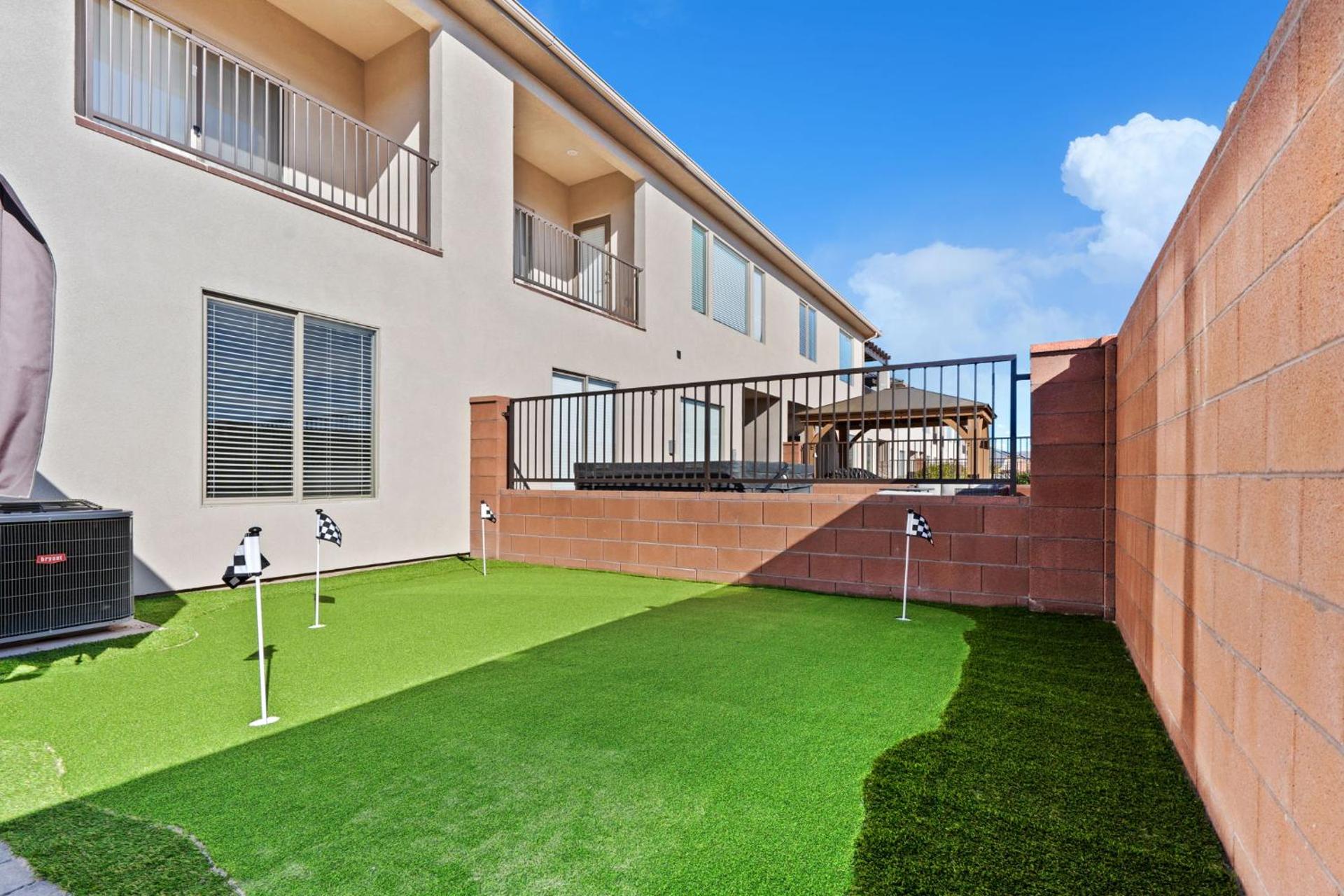 Zion Village Resort 2101 Private Hot Tub, Ping Pong table, and near Zion National Park