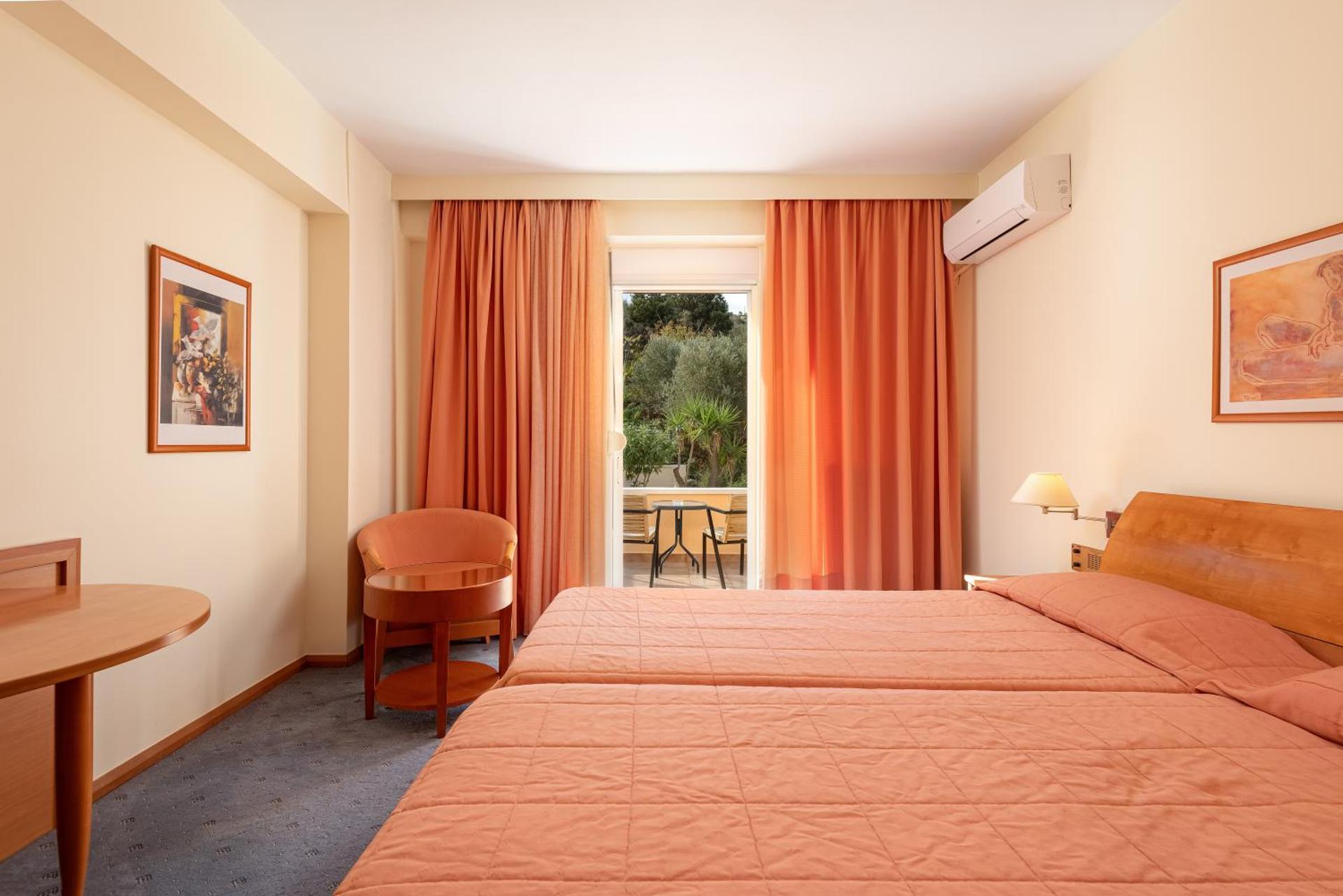 Double or Twin Room with Garden View