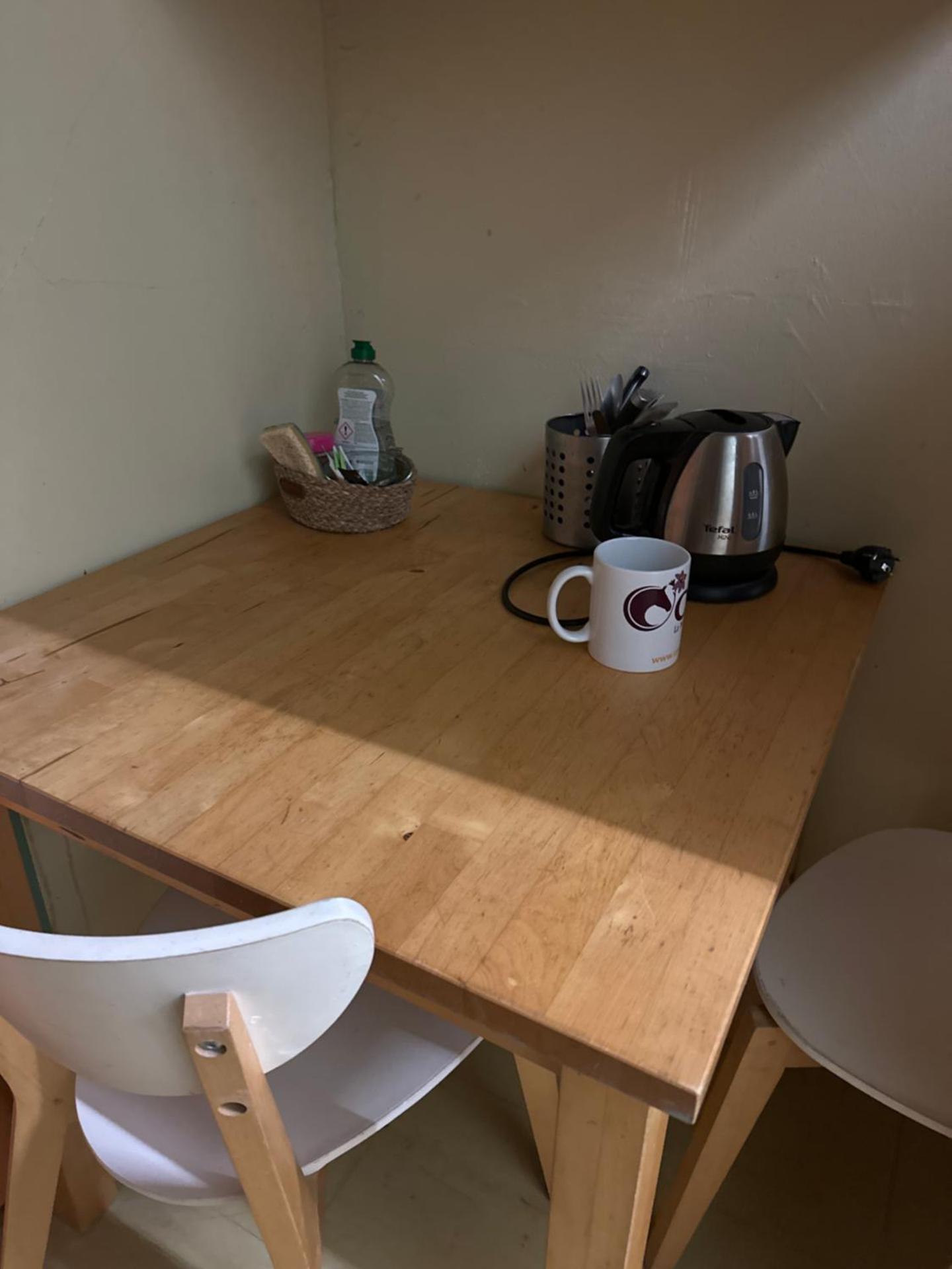 chambre 4 personnes avec entrée indépendante , grand parking, salle de bain, wc