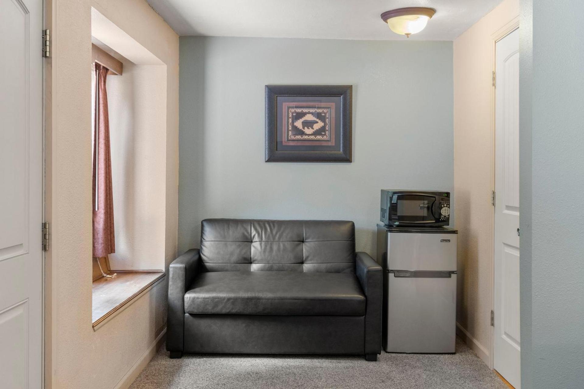 Town-N-Country Cottages