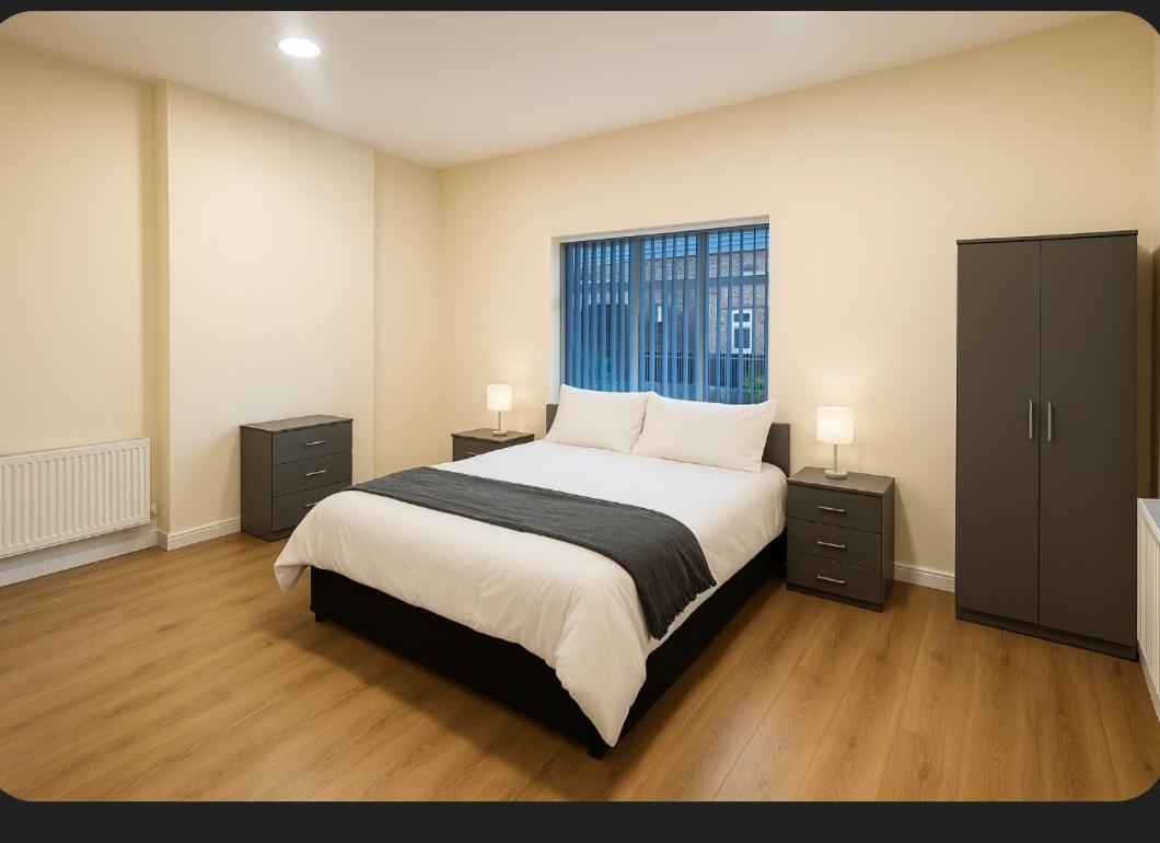 Cosy large double bedroom