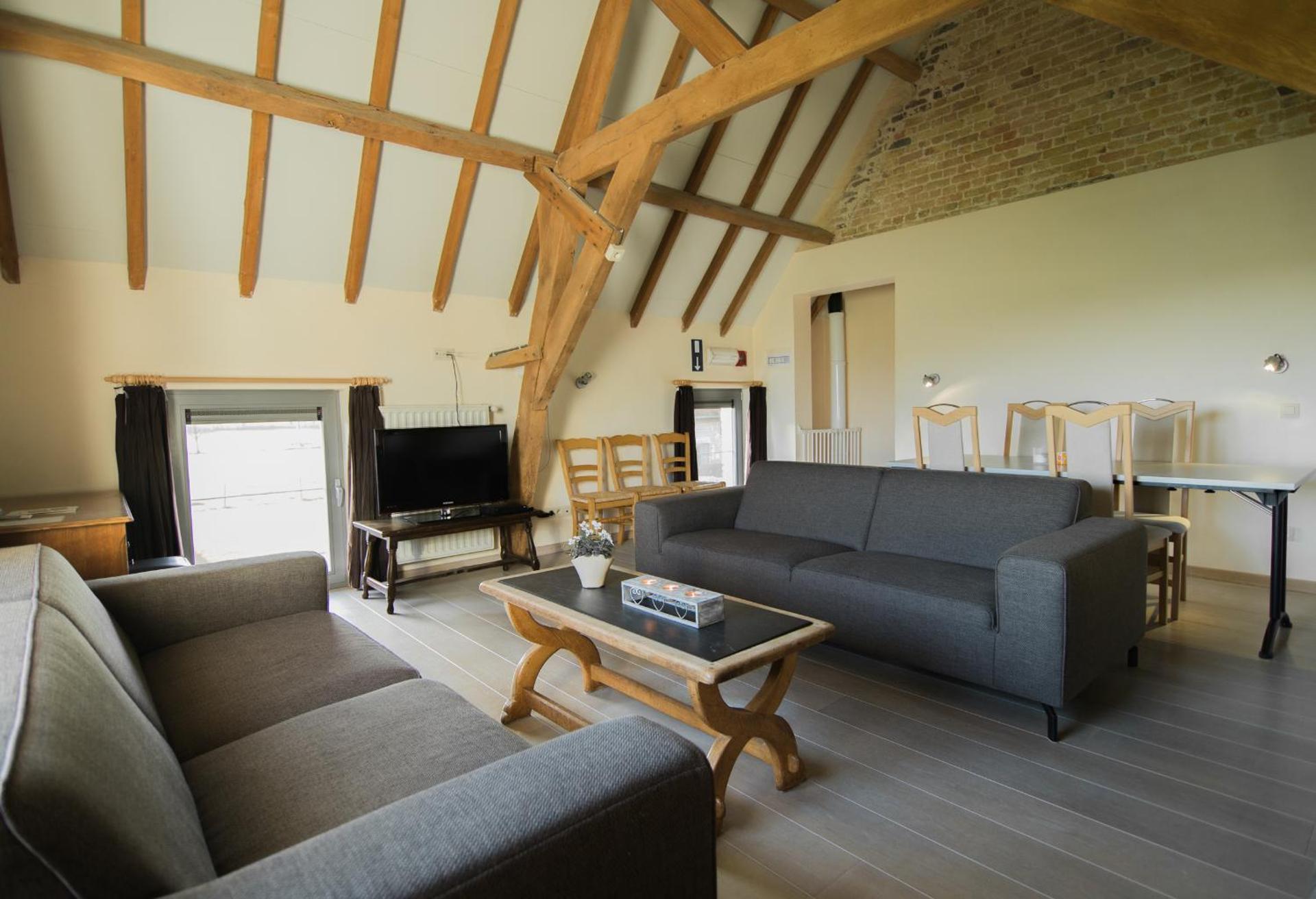 Communal lounge/ TV room