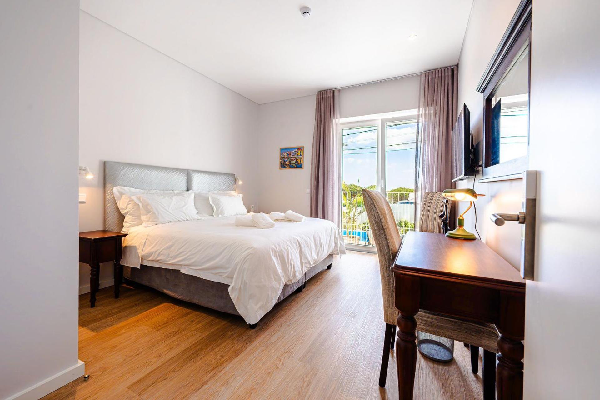 BeGuest Estoril Guesthouse