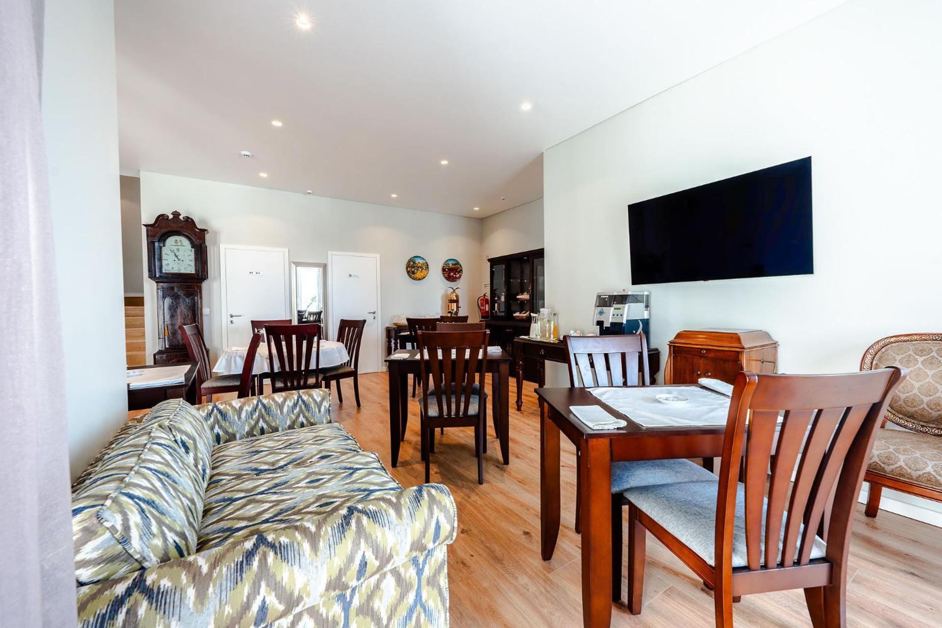 BeGuest Estoril Guesthouse