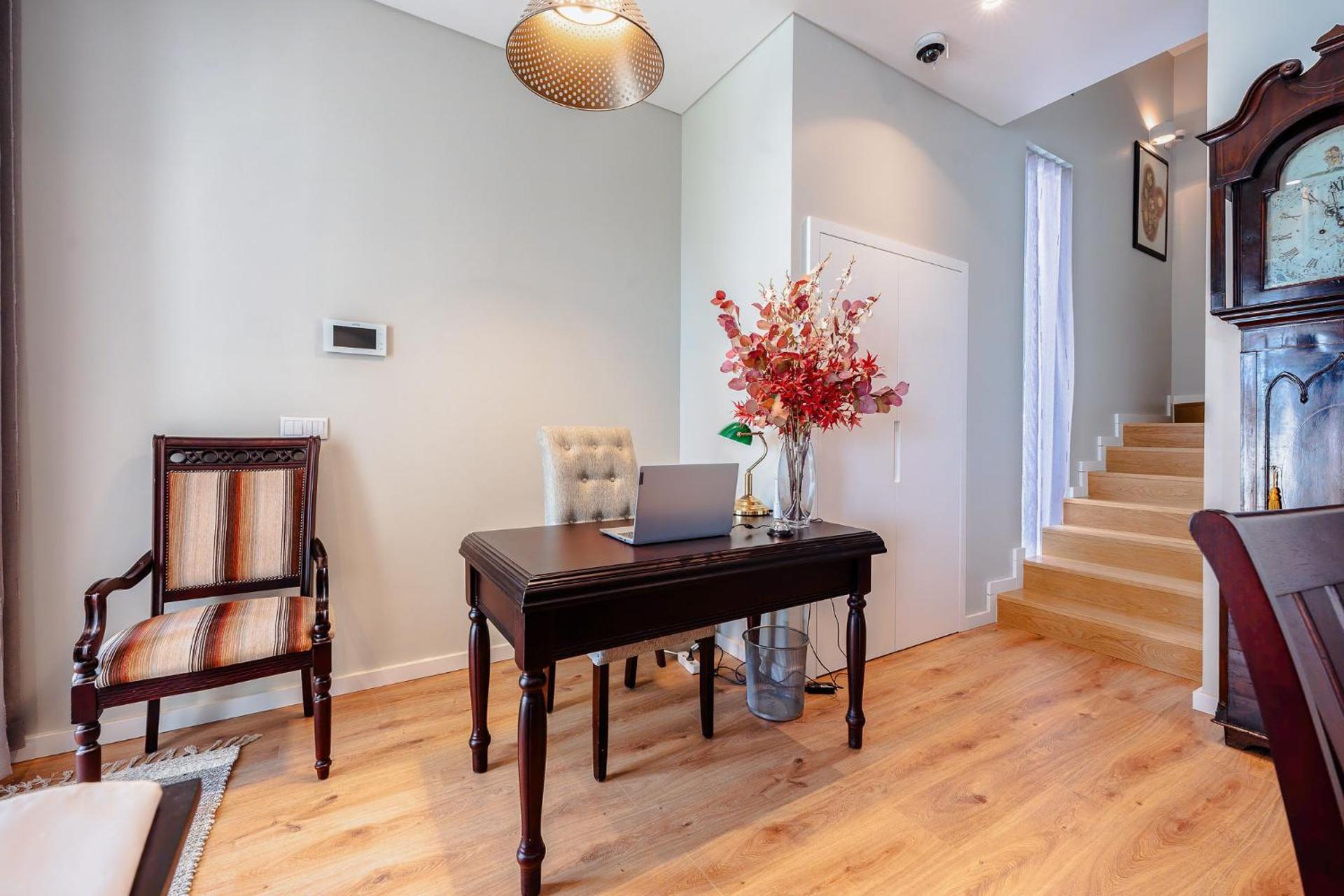 BeGuest Estoril Guesthouse