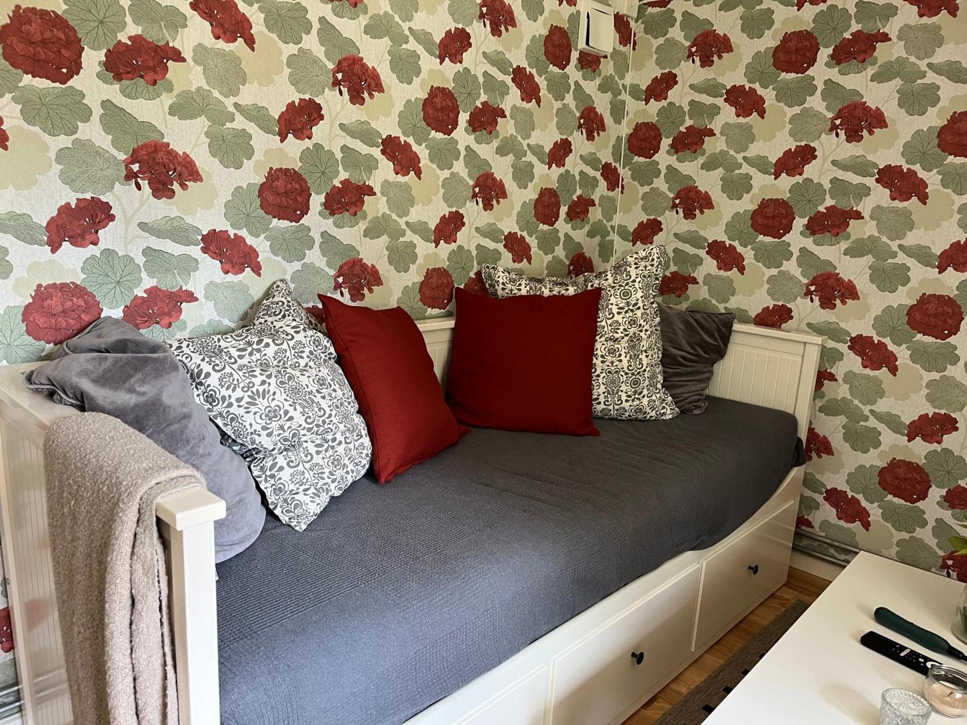 Mindre lägenhet i en lantlig miljö i Skrea