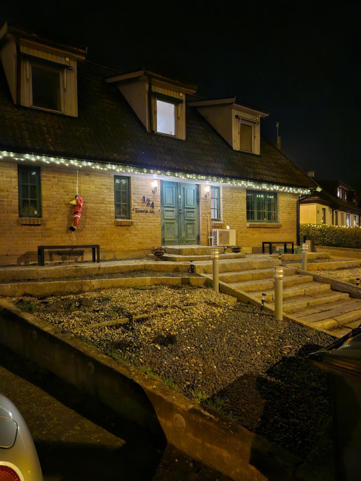 Toarp Inn free parking