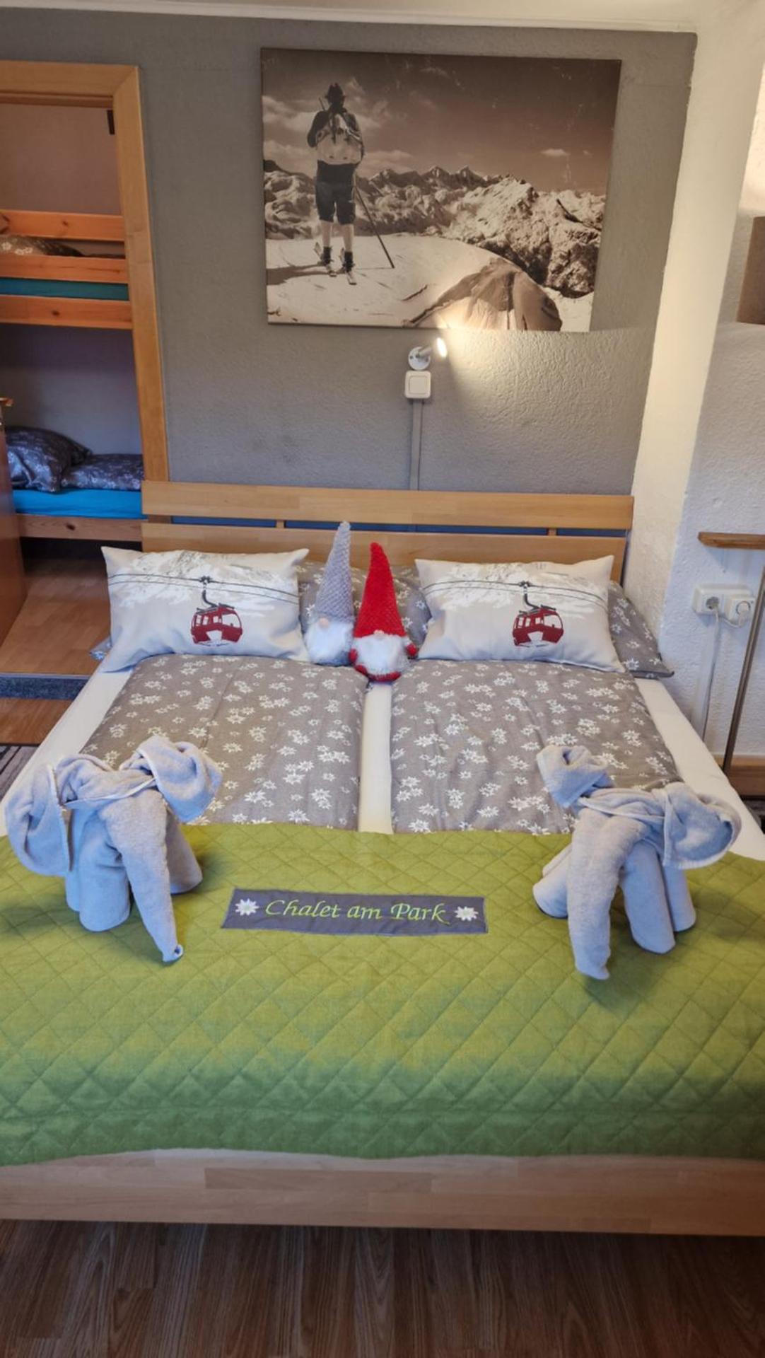 Chalet am Park with Hottub