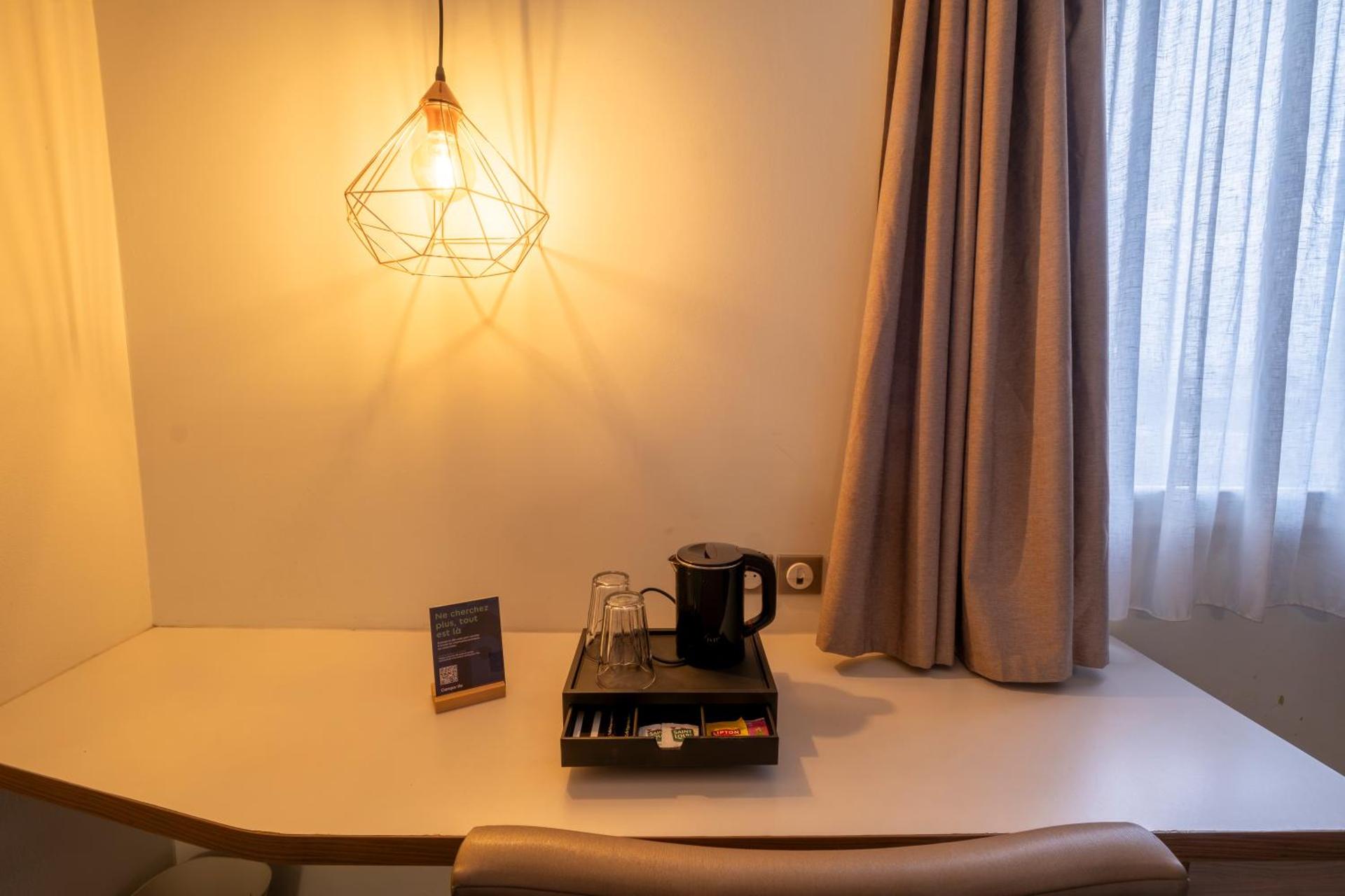 Coffee/tea facilities