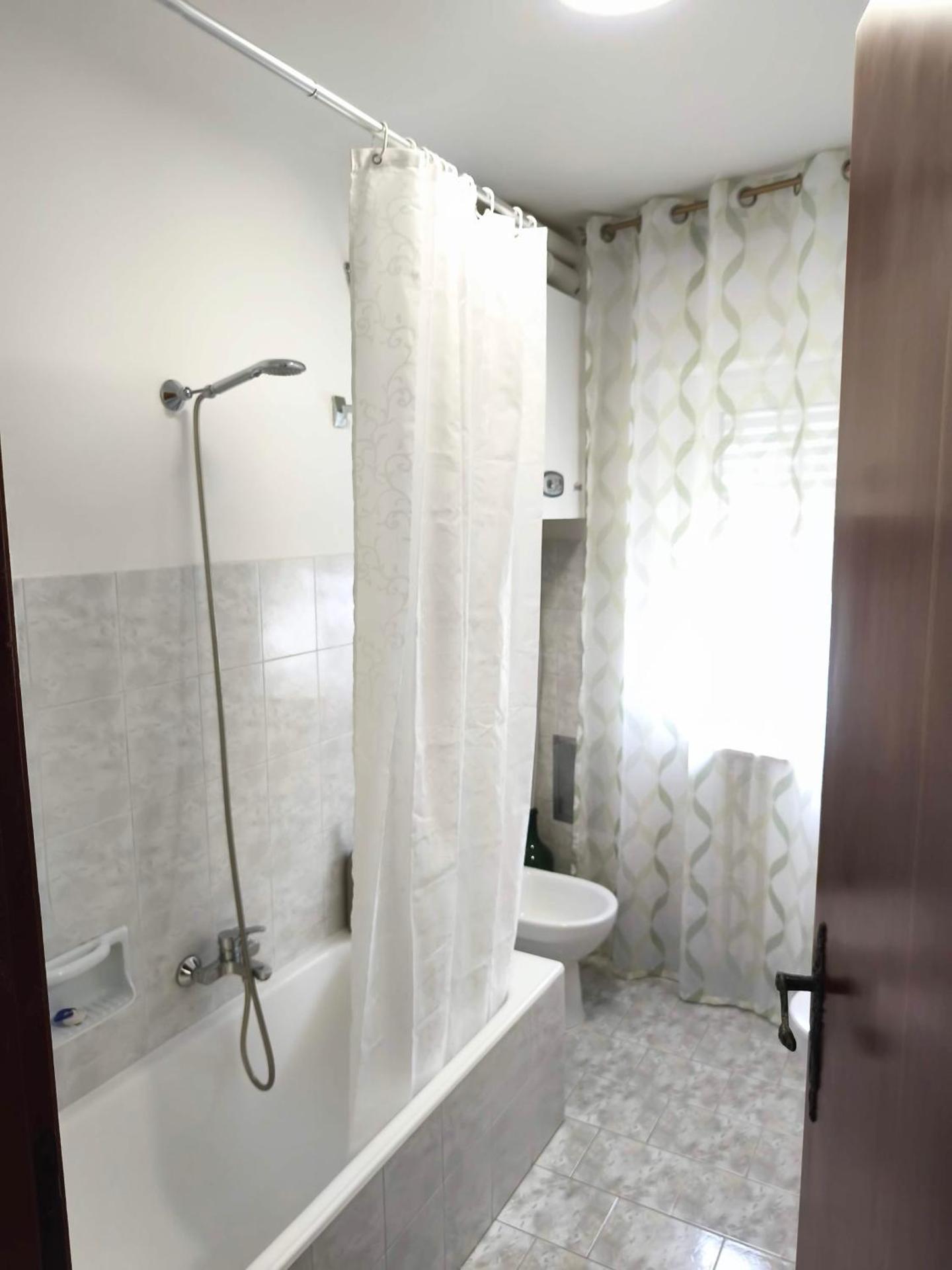 Franca la Sarta House