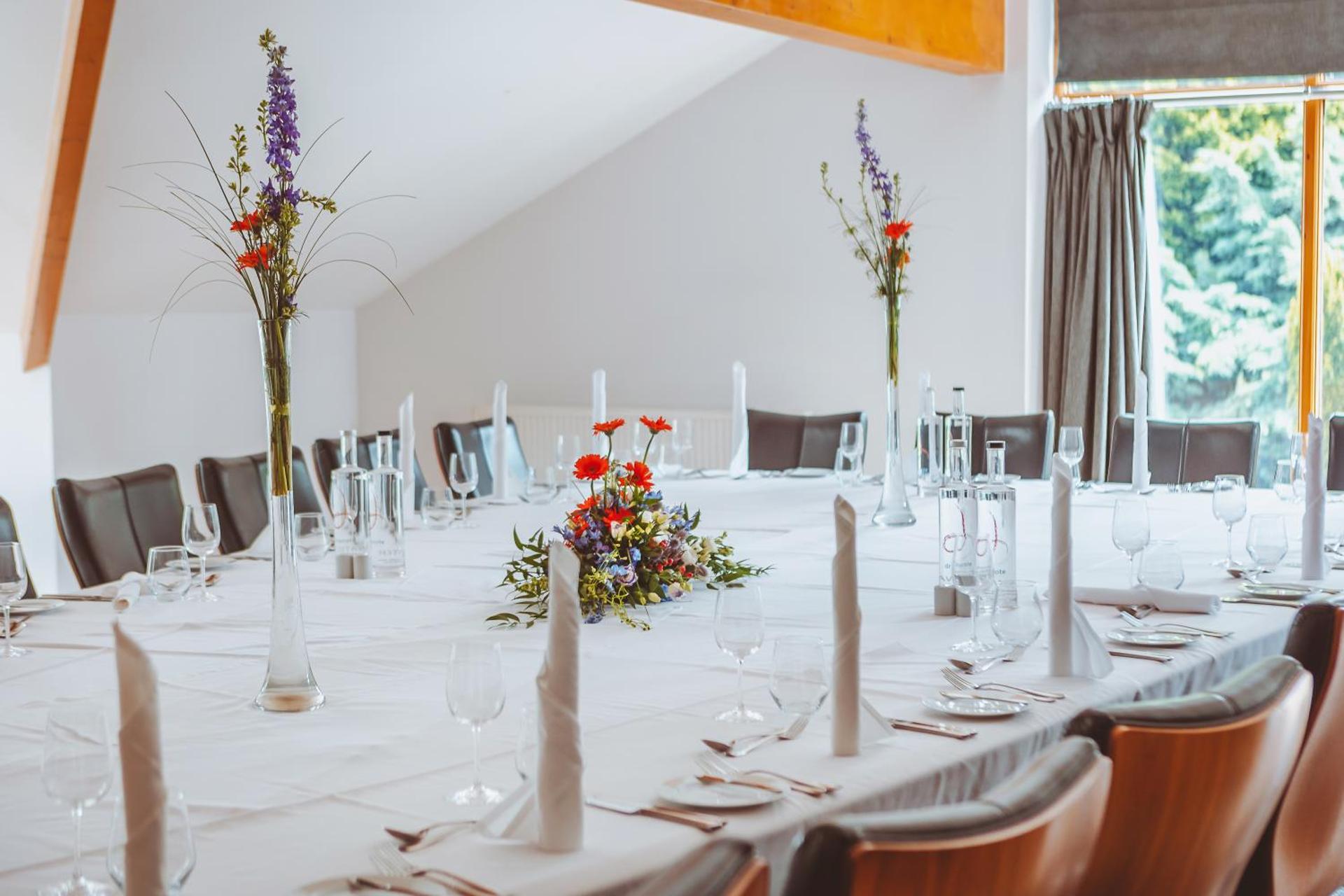 Meeting/conference room