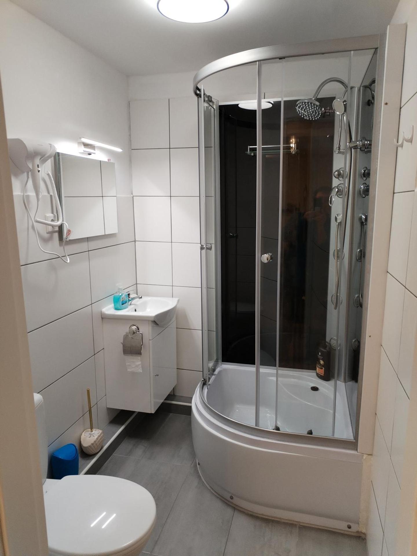 Comfort Triple Room with Shower