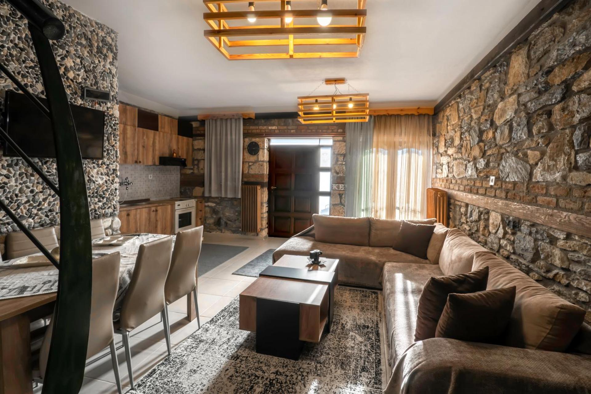 LOYTRA MOUNTAIN NATURE ANASTASIα