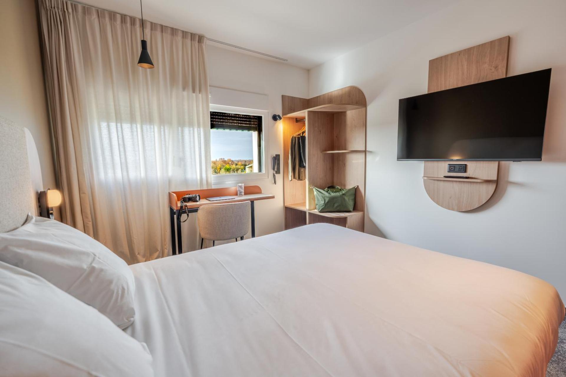 Hôtel AKENA Chalons-en-Champagne