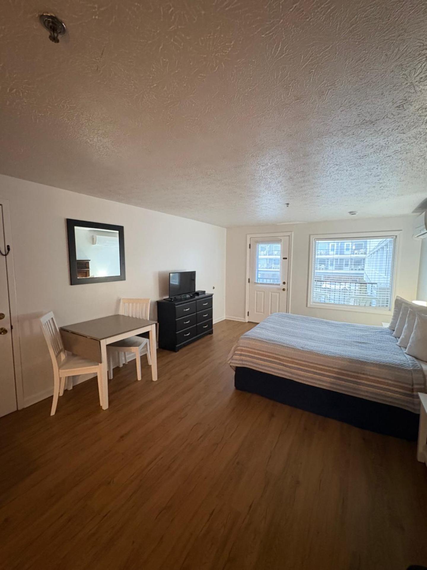 Queen Suite with Sofa Bed