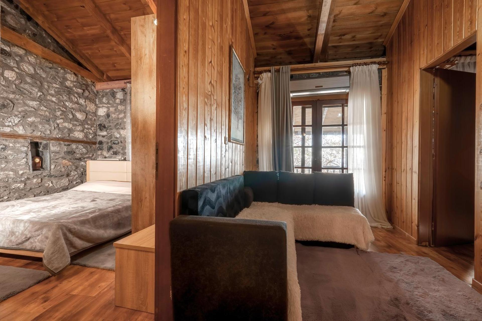 Loutra Mountain Nature