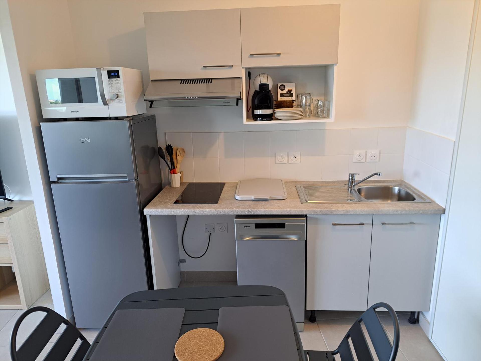 Iconic 343 , Superbe T2 climatisé, wifi, parking, terrasse 18m2