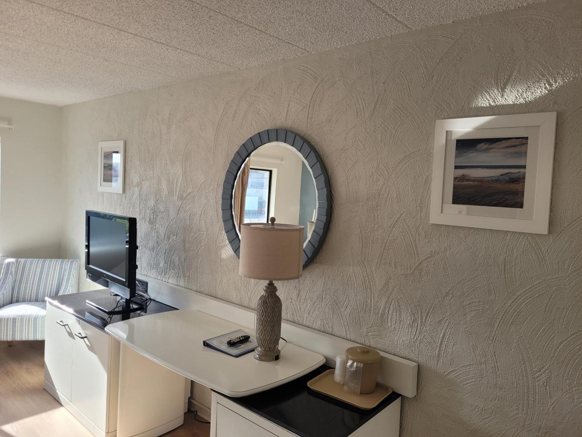 Sand Pebble Motor Lodge