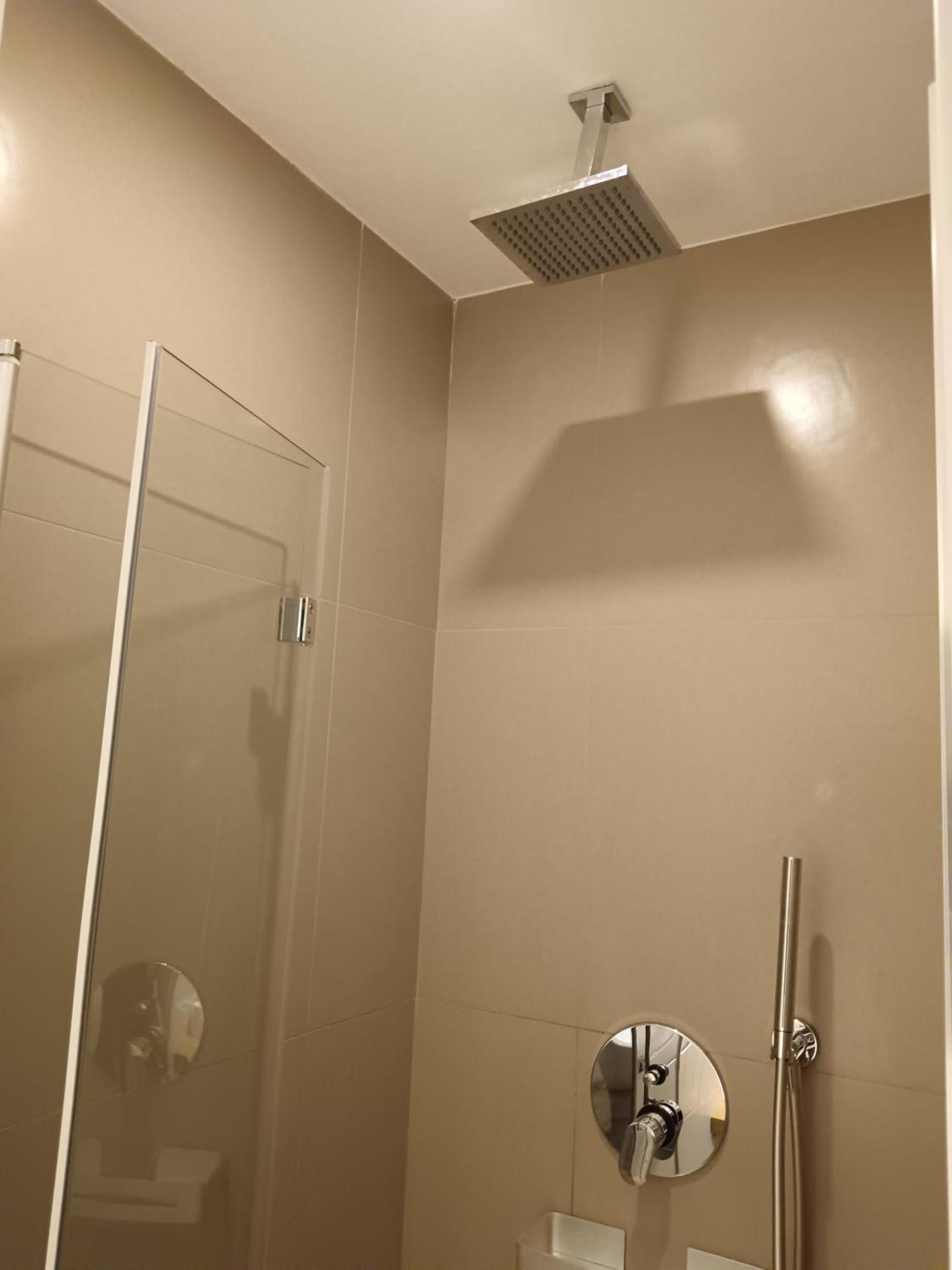 Doppelzimmer mit Balkon und Meerblick