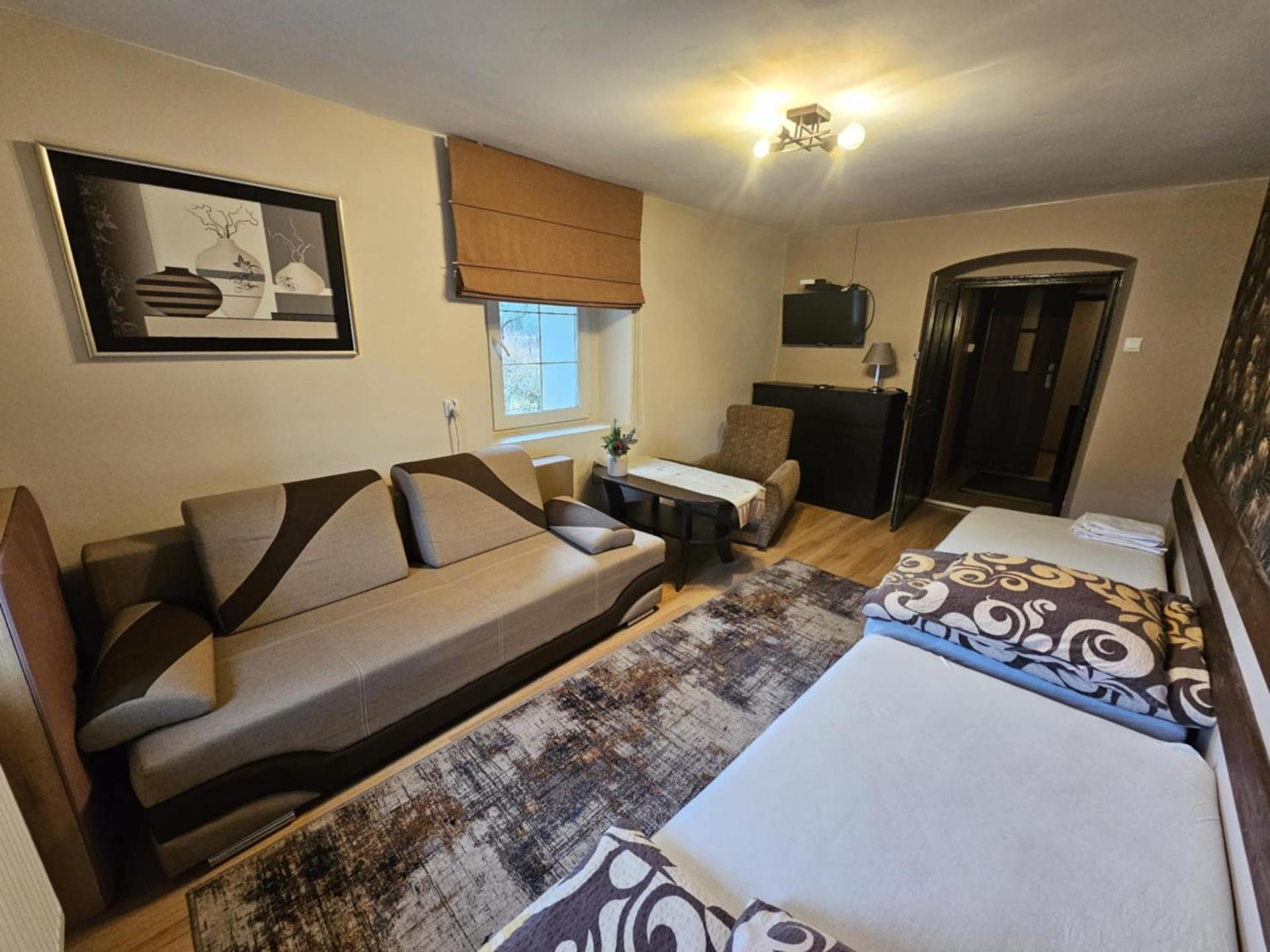 Triple Room with Private Bathroom