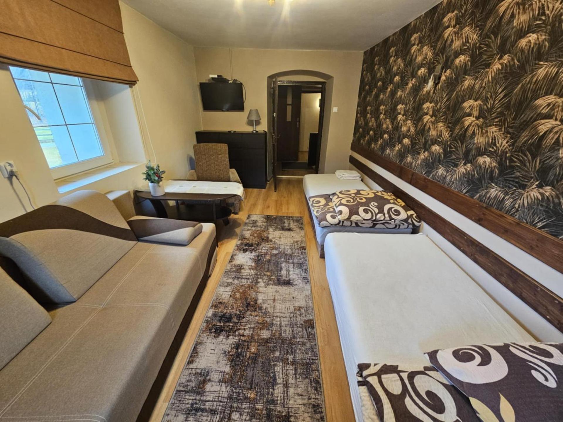 Triple Room with Private Bathroom