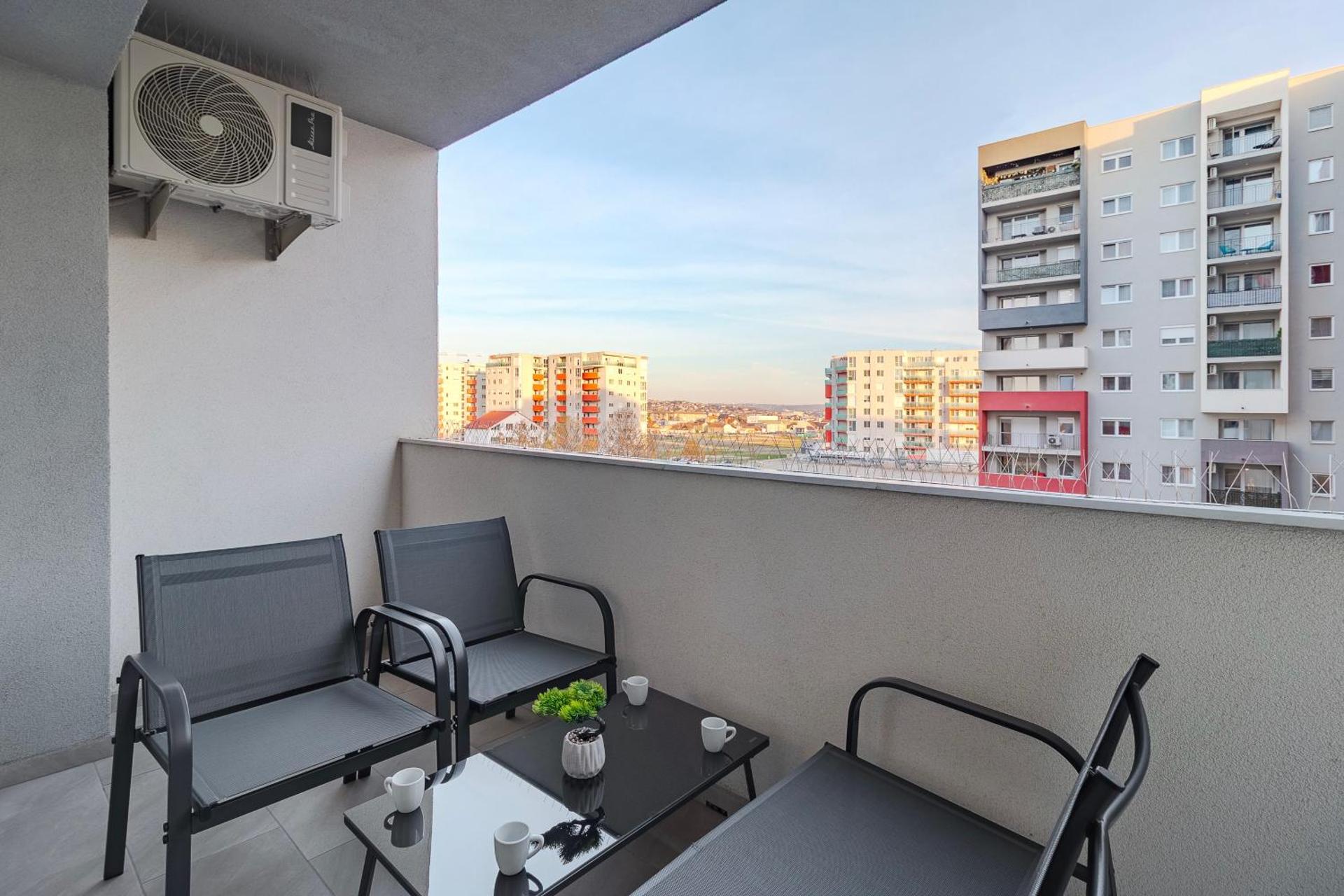 Lejlighed med 2 soveværelser og balkon