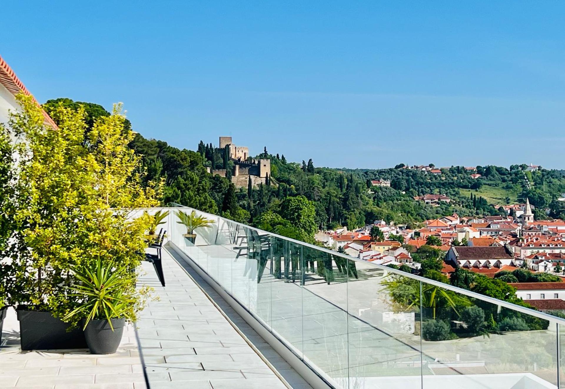 Vila Pombal Tomar Apartments - Pool & City Views