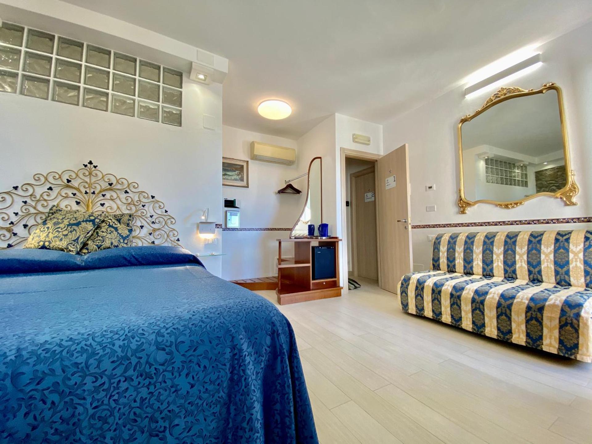 Giovanni Rooms Manarola