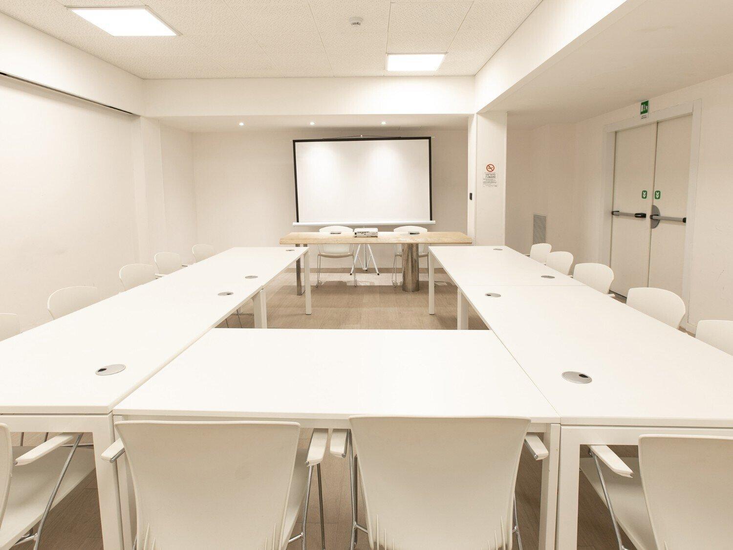 Meeting/conference room