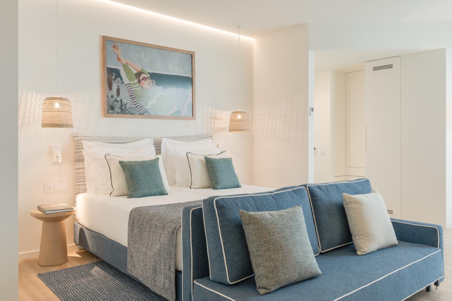 Photo of the whole room