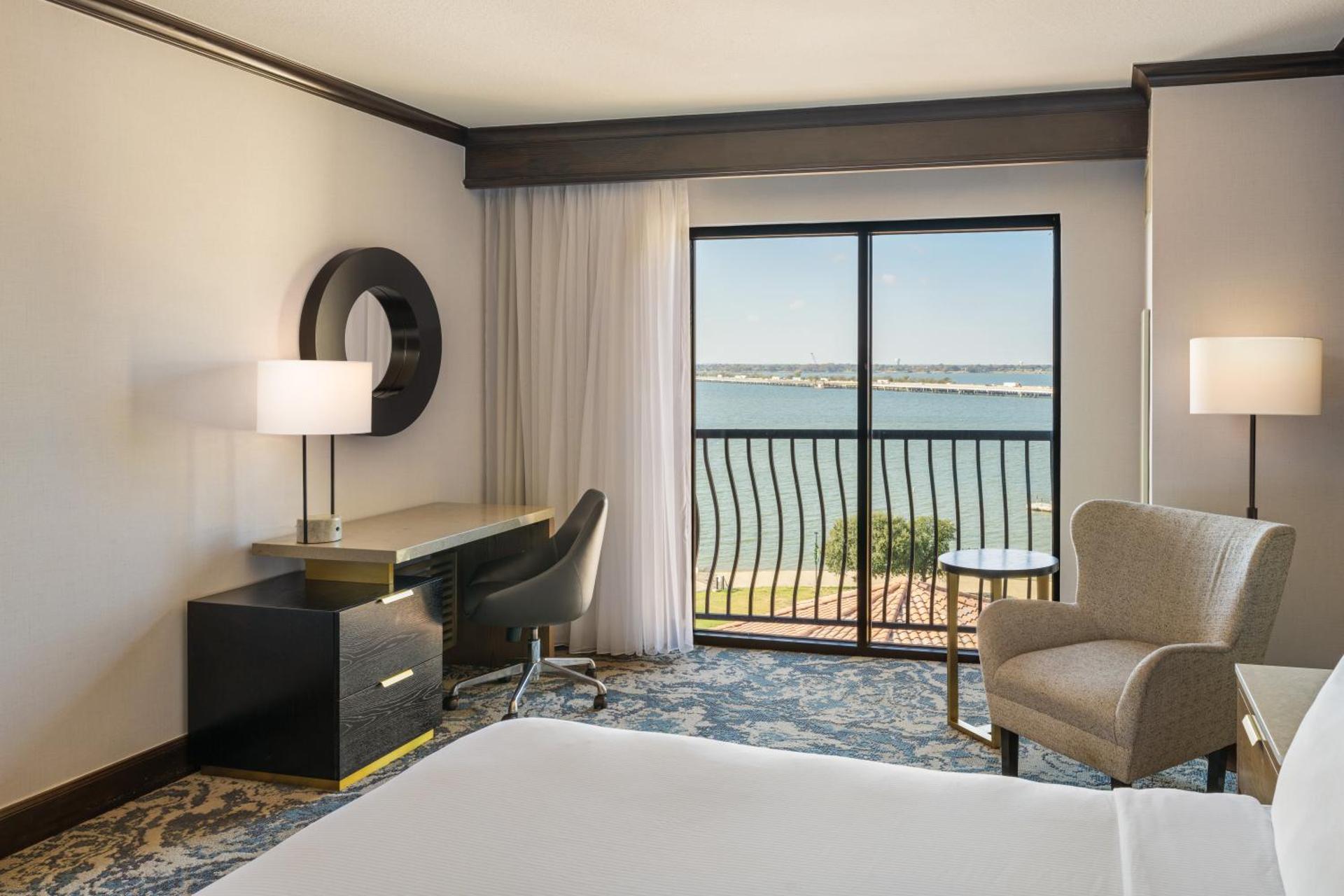 King Room with Resort View