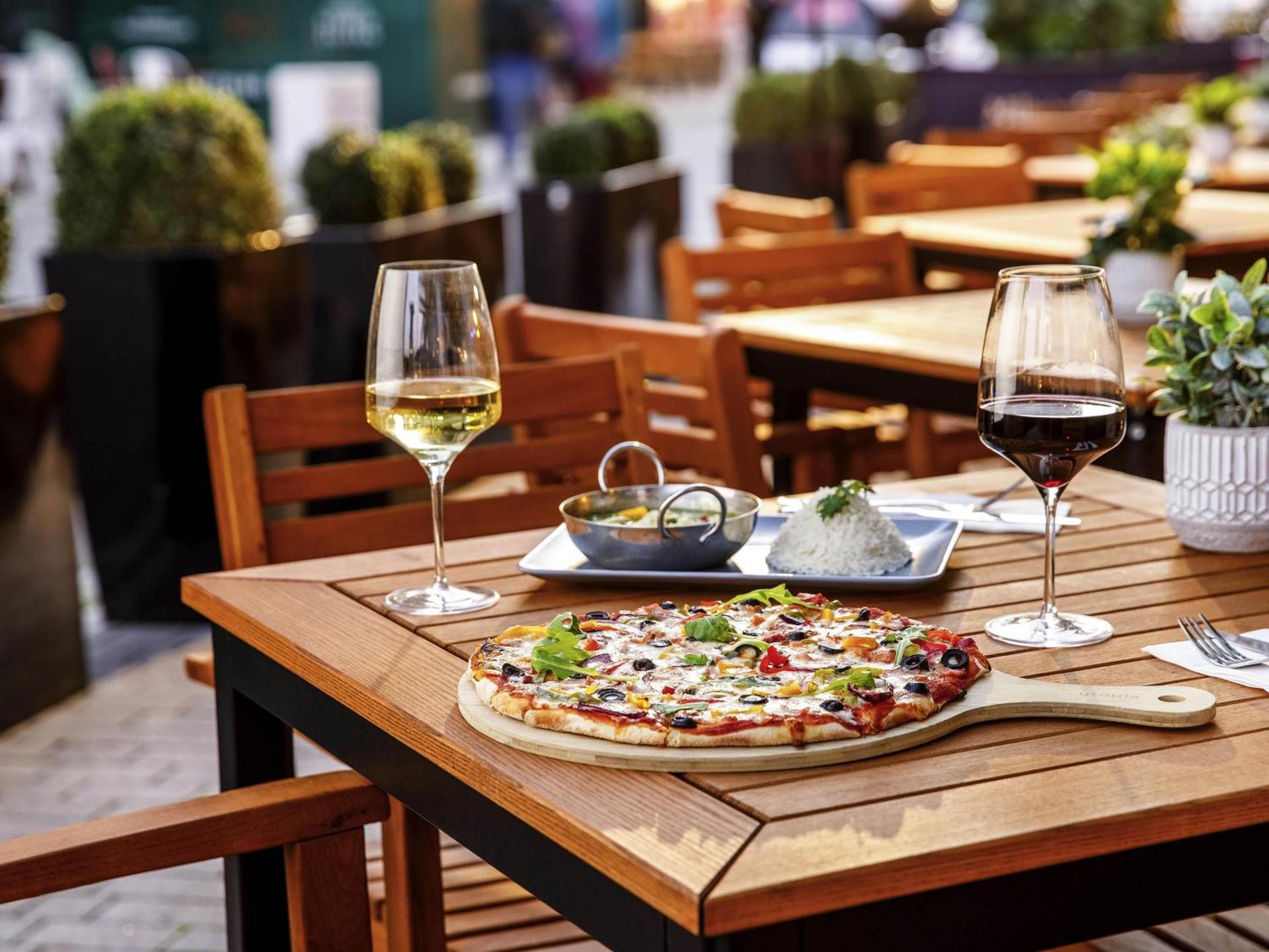 Restaurant/places to eat