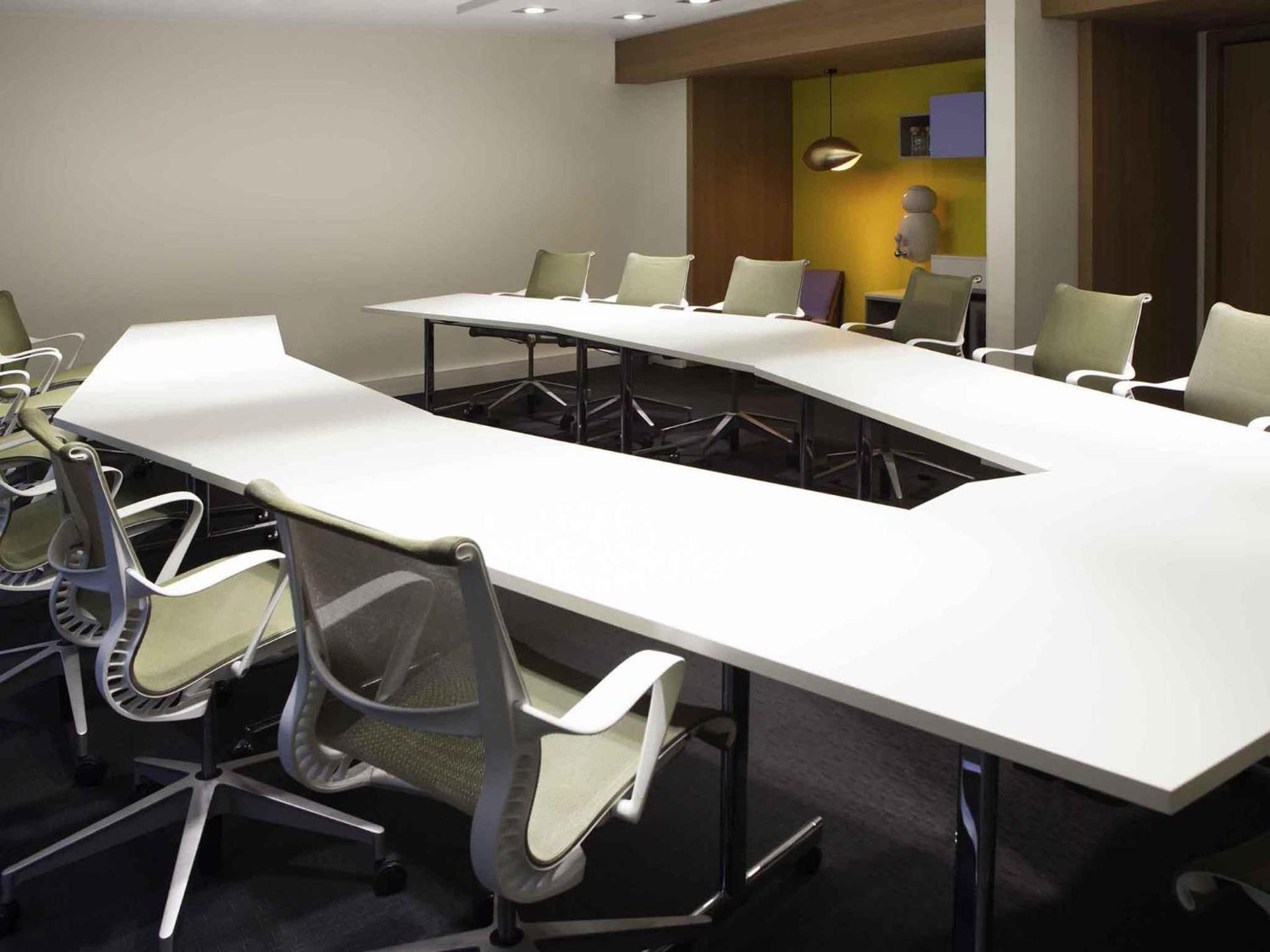 Meeting/conference room