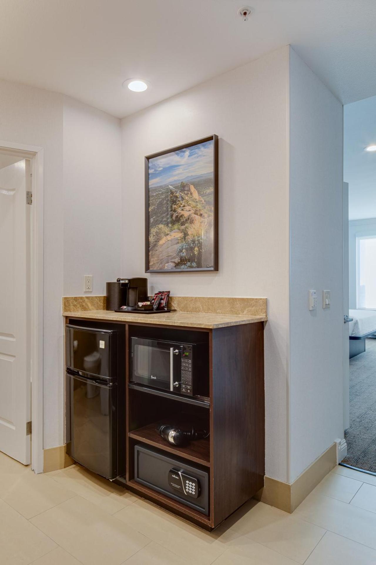 Coffee/tea facilities