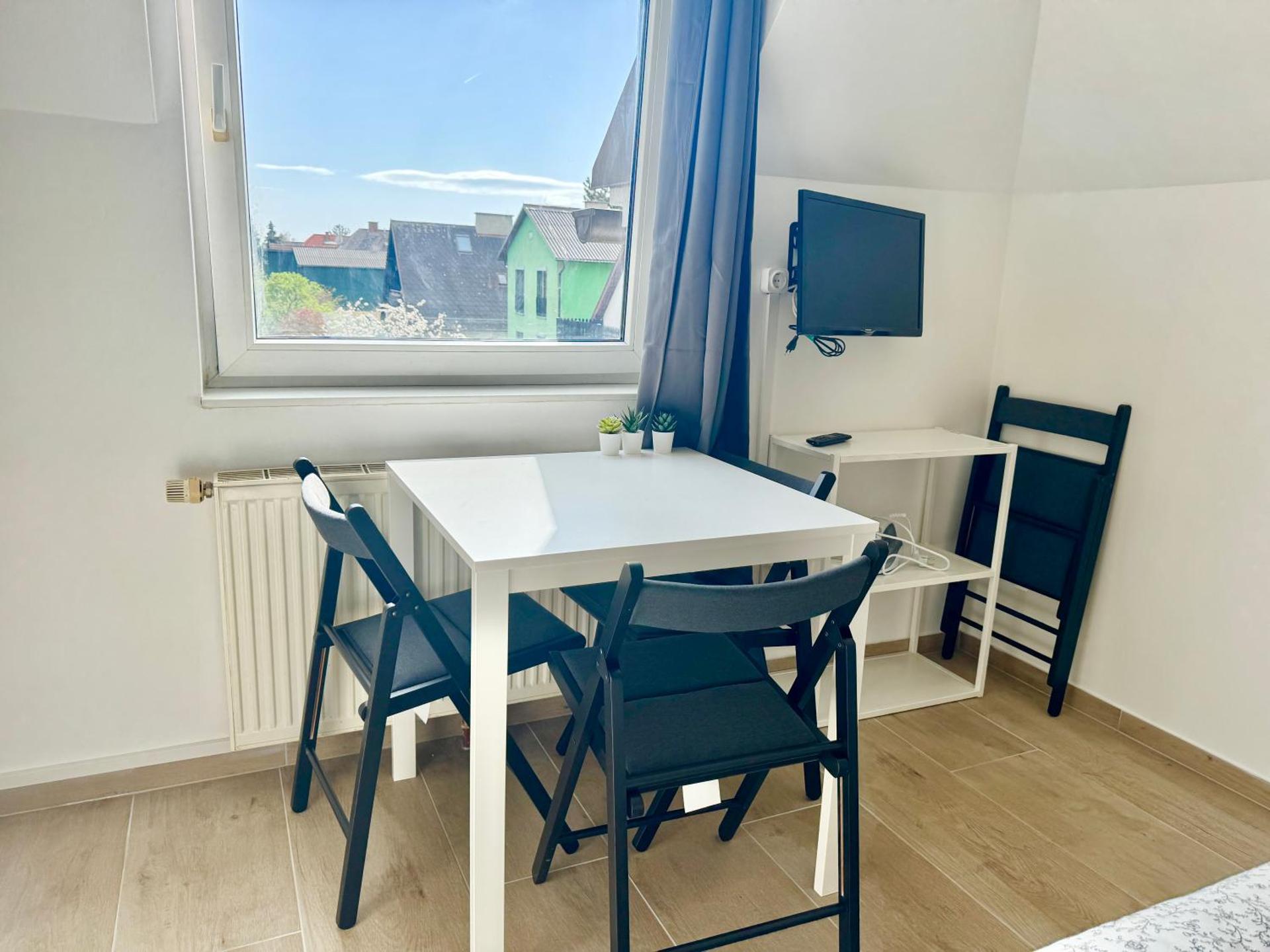 City Apartment with Free Parking - Vienna South
