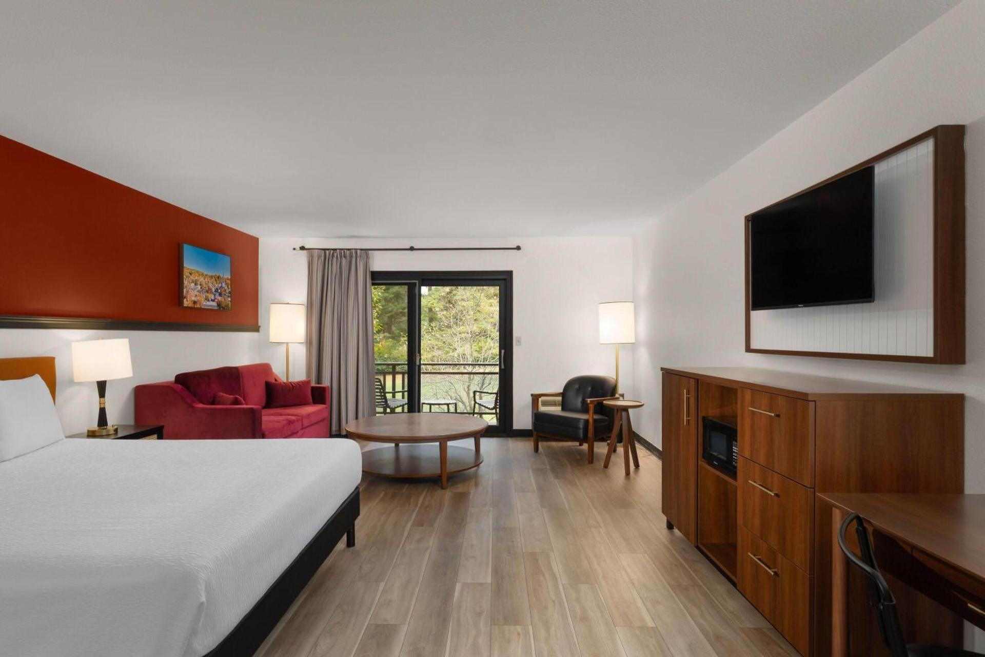 Photo of the whole room