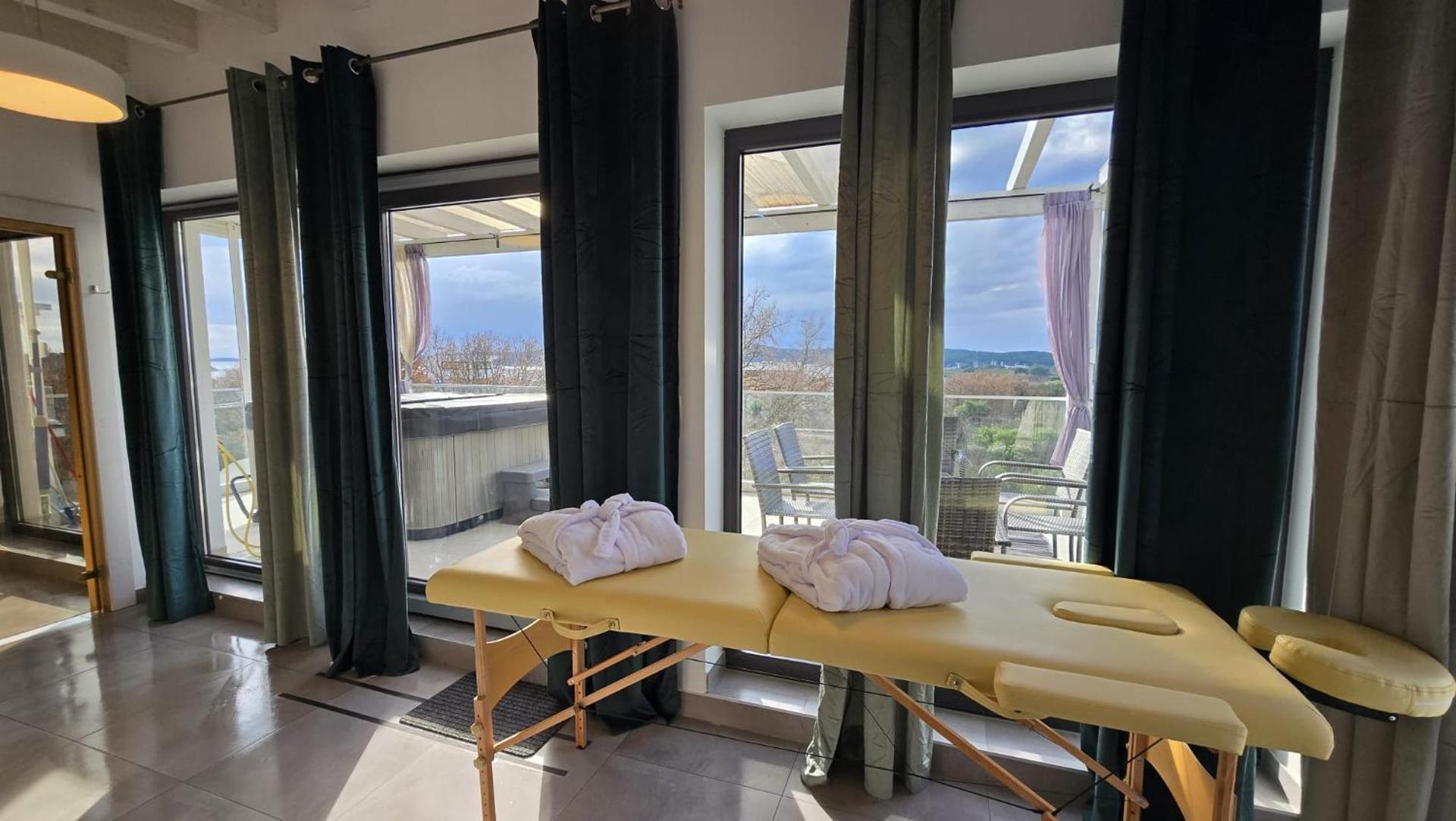 Wellness & Spa, Villa STELLA - heated pool, facilities for children, close to beaches and the sea, Medulin - Istria