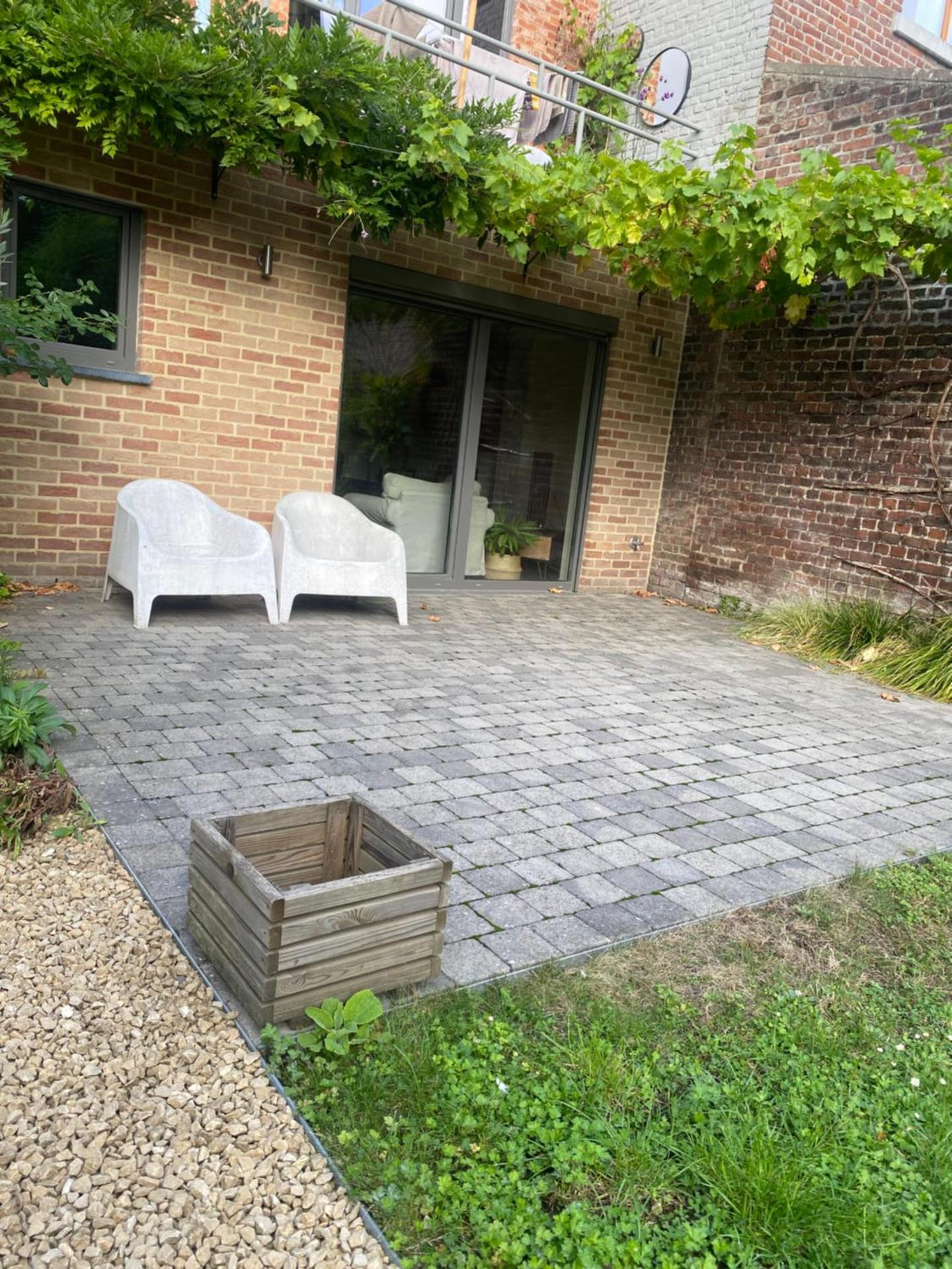 Appartement rez Terrasse et Jardin