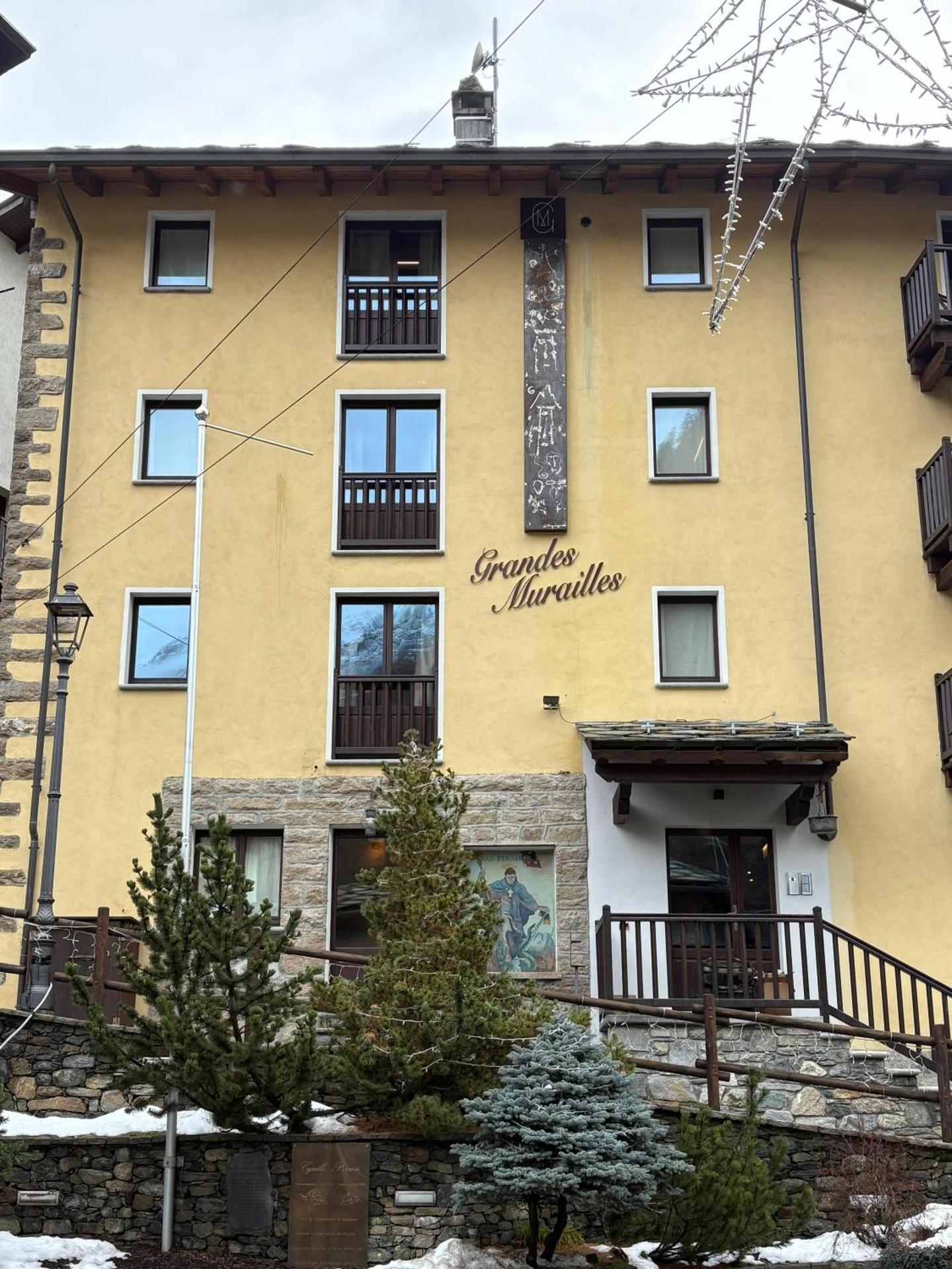 Maisons Grandes Murailles