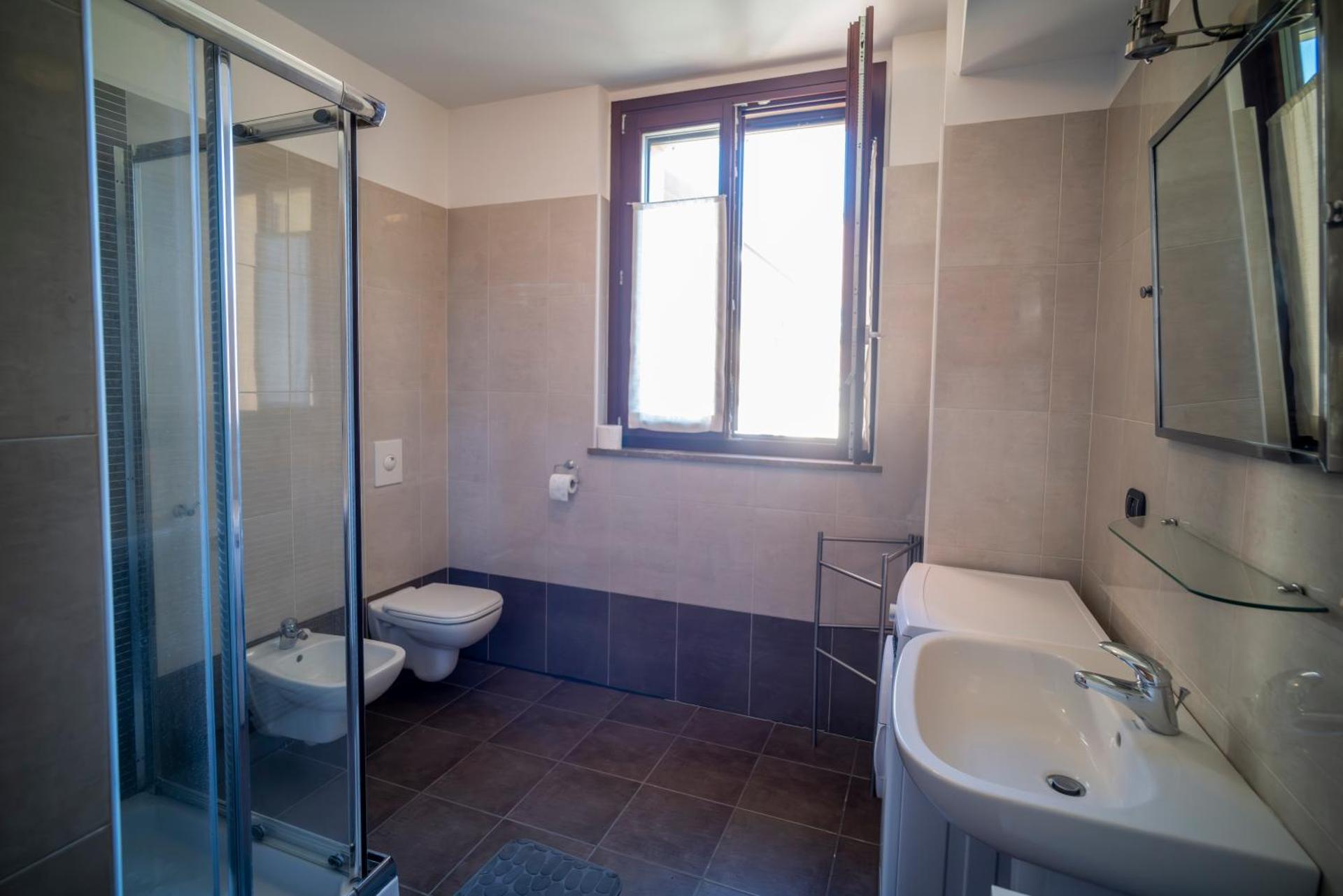 Flat with terrace close to Forum and Milanofiori Metro