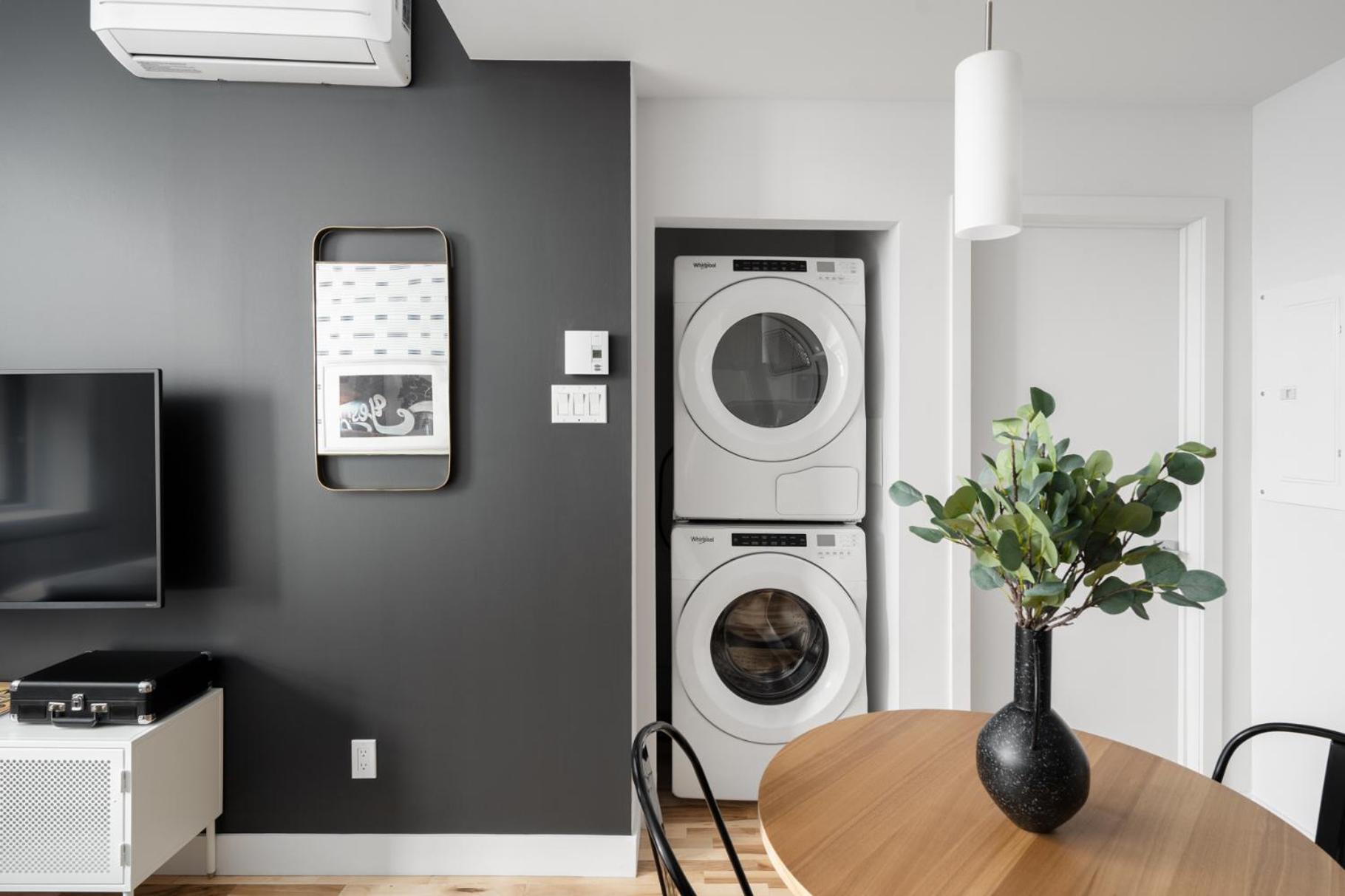 The Alexander Hotel - Old Montreal