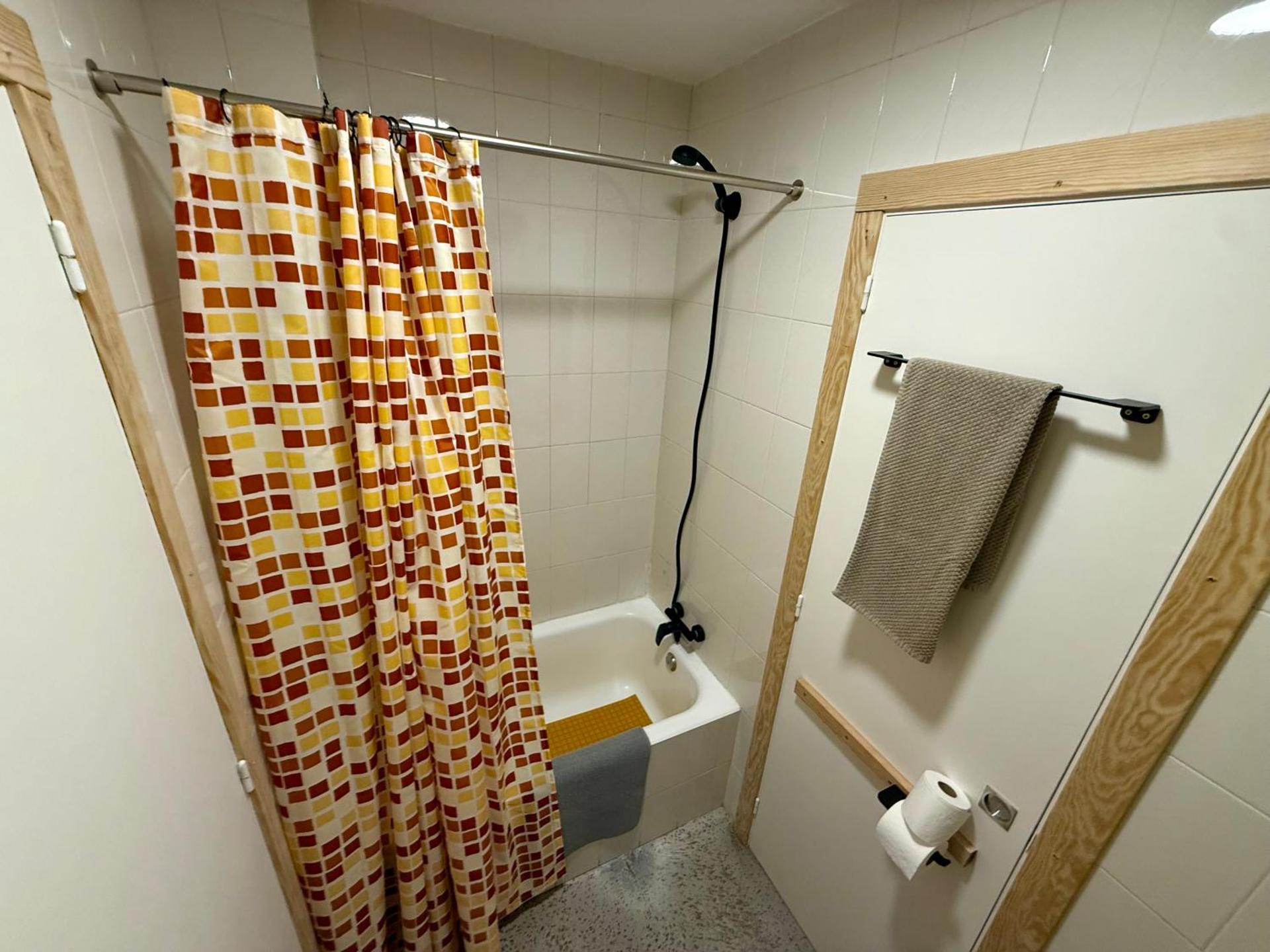 Lotila Flats Lastres