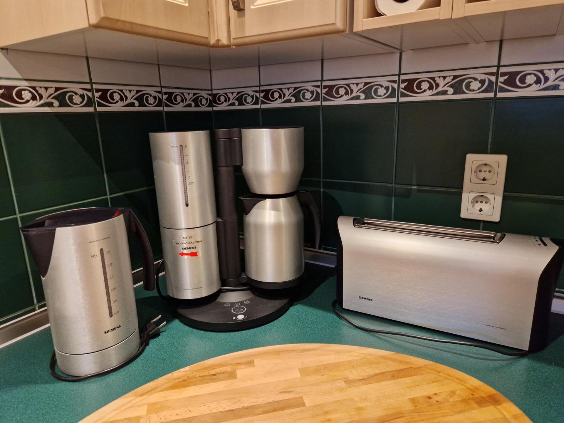 Coffee/tea facilities