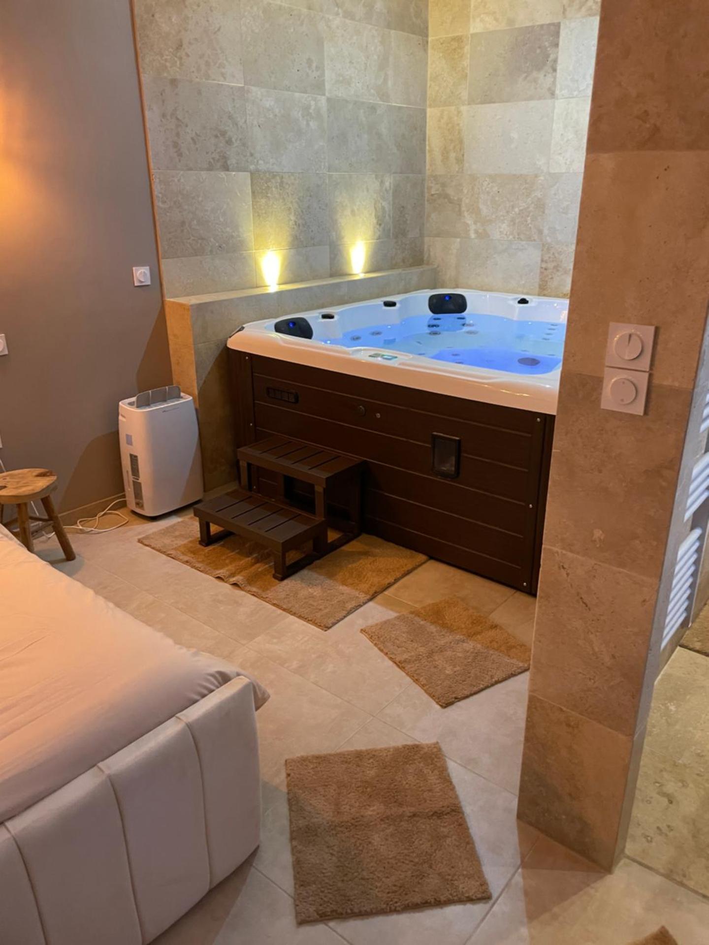 La nuit de rêve Suite privative Jaccuzi Sauna Suite 2